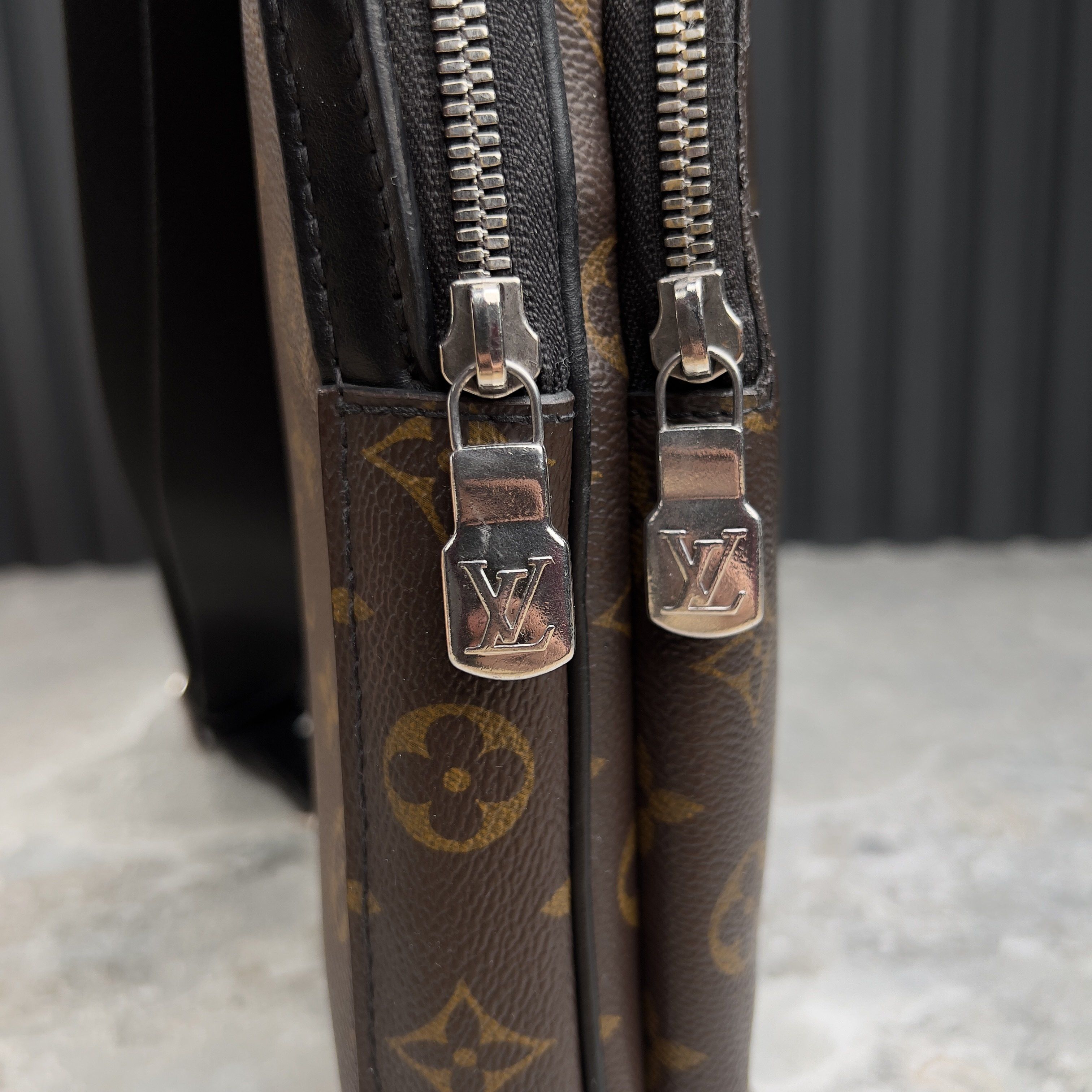 Louis Vuitton Louis Vuitton Avenue Slingbag Monogram Macassar Canvas Size ONE SIZE - 8 Thumbnail