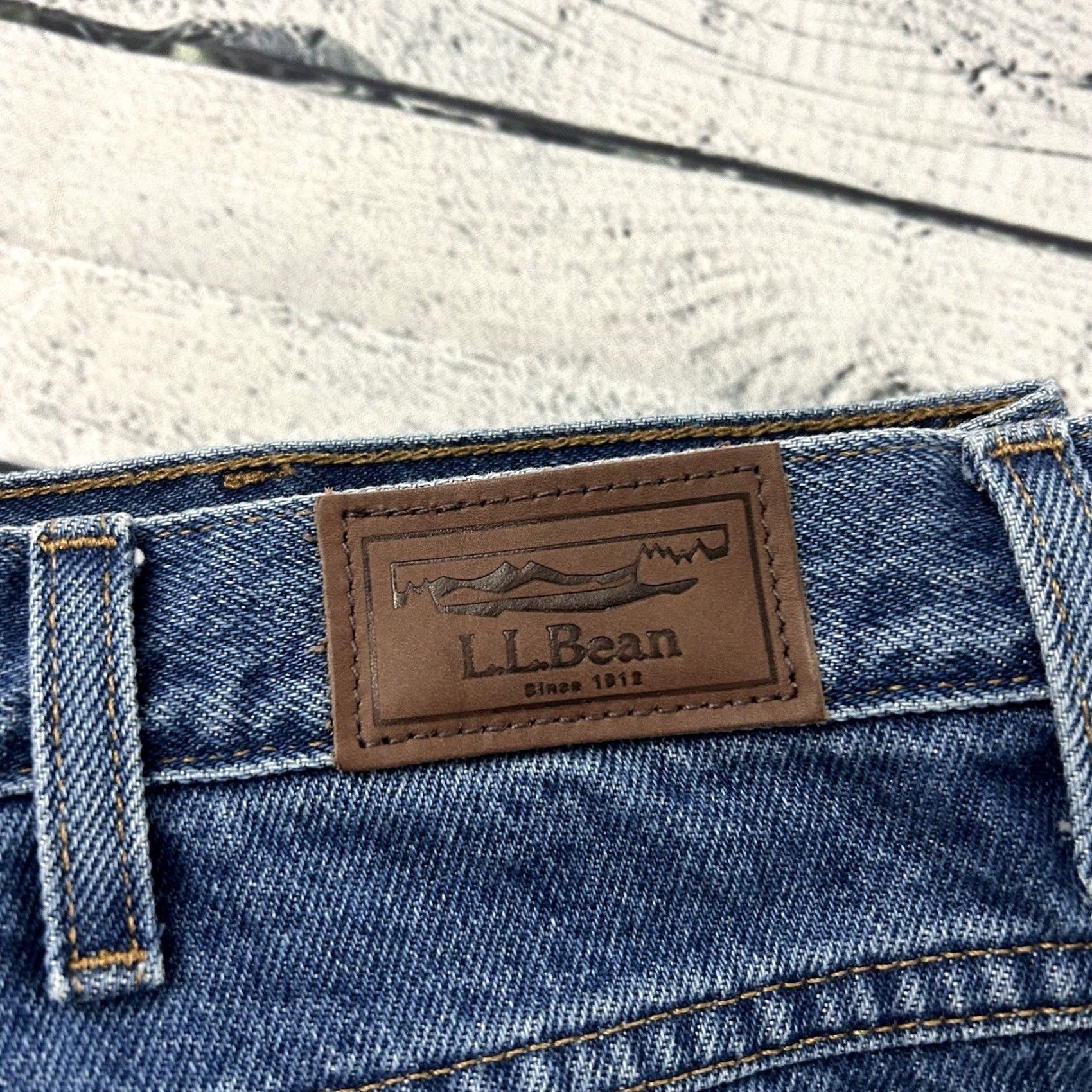 Vintage L.L. Bean Jeans Classic Fit Denim Blue 40x29 Men's Regular Medium Lined Straight Jeans Mens Size US 40 / EU 56 - 2 Thumbnail