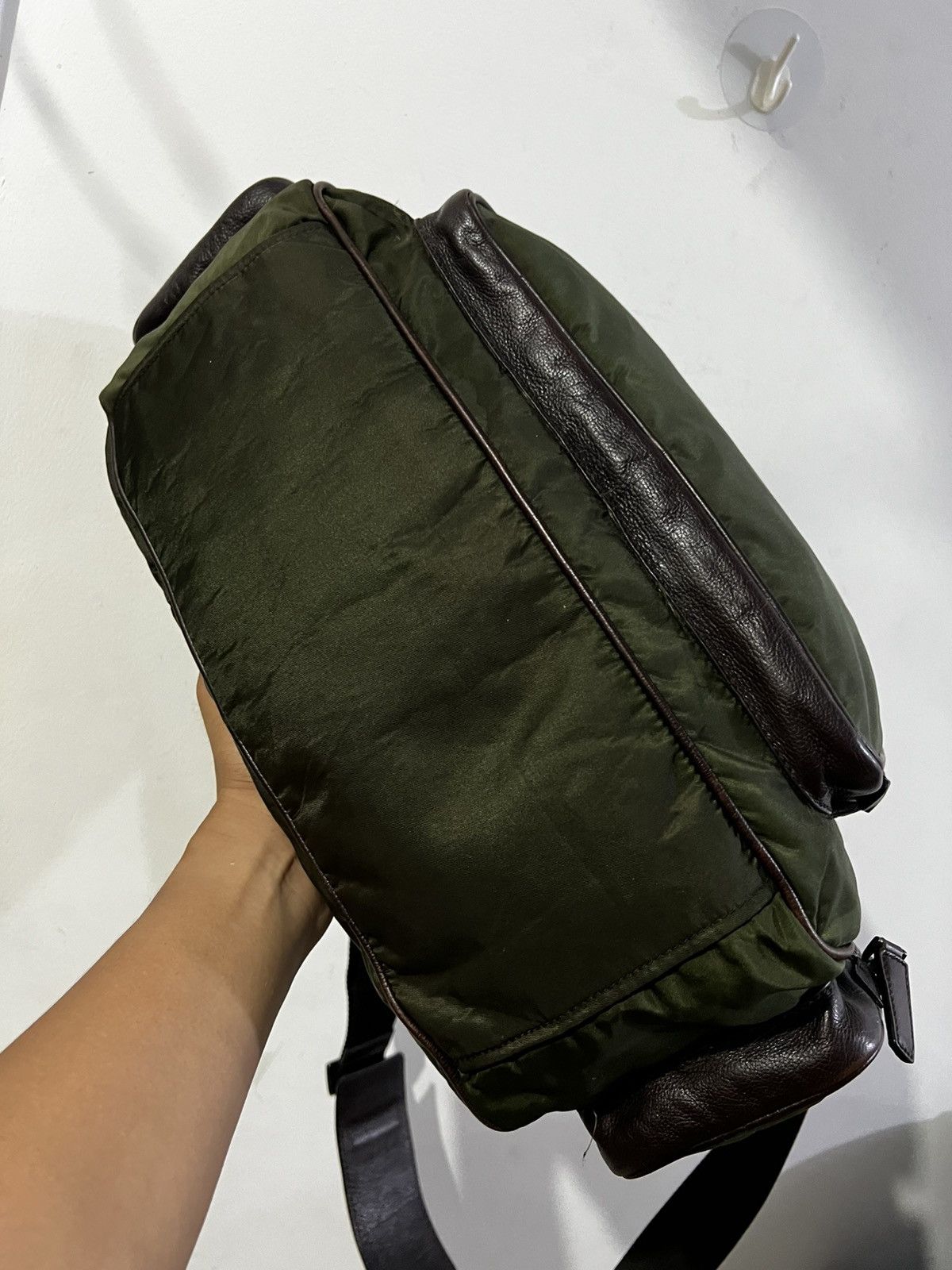 Other Prada Tessuto Nylon Green Messenger Bag Size ONE SIZE - 8 Thumbnail