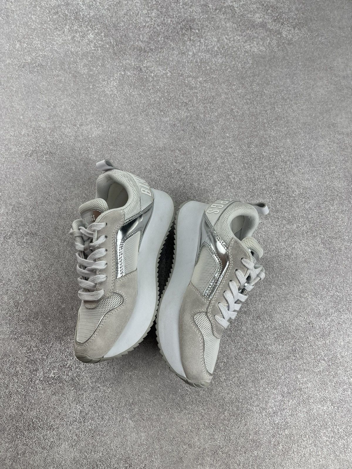 Dirk Bikkembergs Bikkembergs Lorely Low Top Sneakers White Size US 4.5 Size US 4.5 / IT 34.5 - 7 Thumbnail