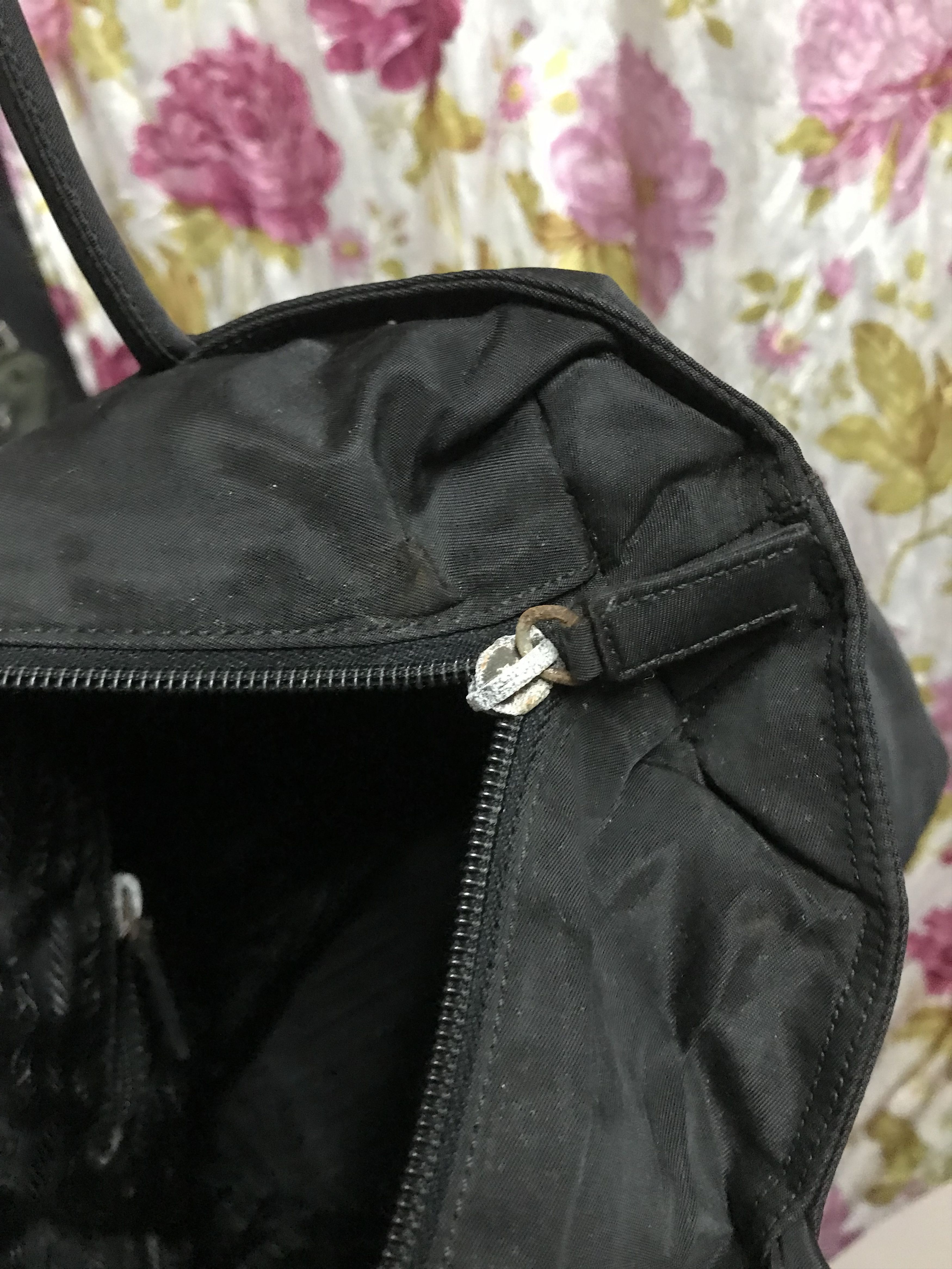 Prada Authentic Prada Black Tessuto Tote Bag Size ONE SIZE - 7 Thumbnail