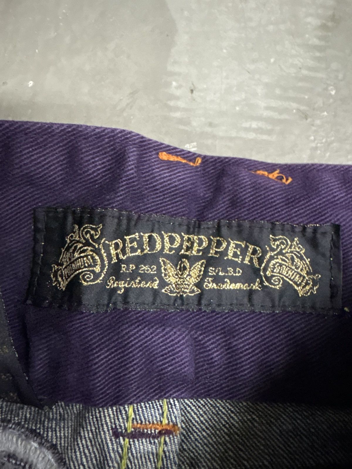 Tornado Mart Flared Red Pepper Wing Back Embroidered Clawmark Jeans Size US 29 - 16 Thumbnail