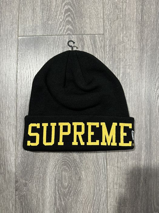 Supreme New Era Varsity Beanie Black