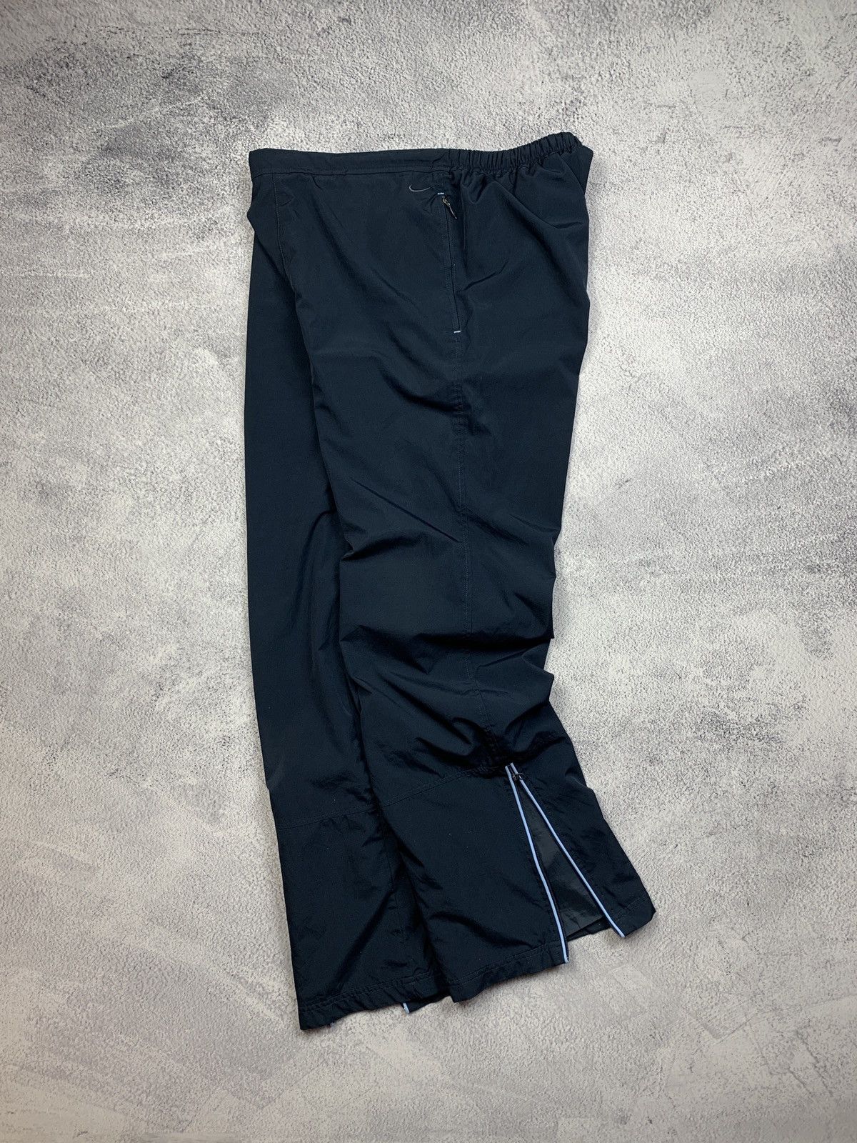 Nike Vintage Nike Womens Blue Tracksuit L Retro 90s Style Size L / US 10 / IT 46 - 12 Thumbnail