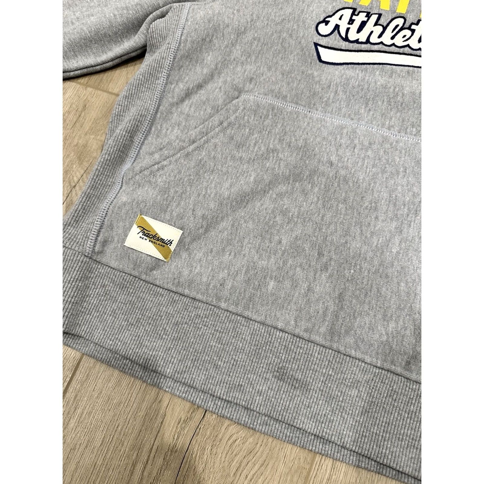 Vintage TRACKSMITH Sweatshirt Hoodie Gray Small Woman’s Unisex Adults Regular S Pullover Athletic Fits Shirt Size S / US 4 / IT 40 - 5 Thumbnail