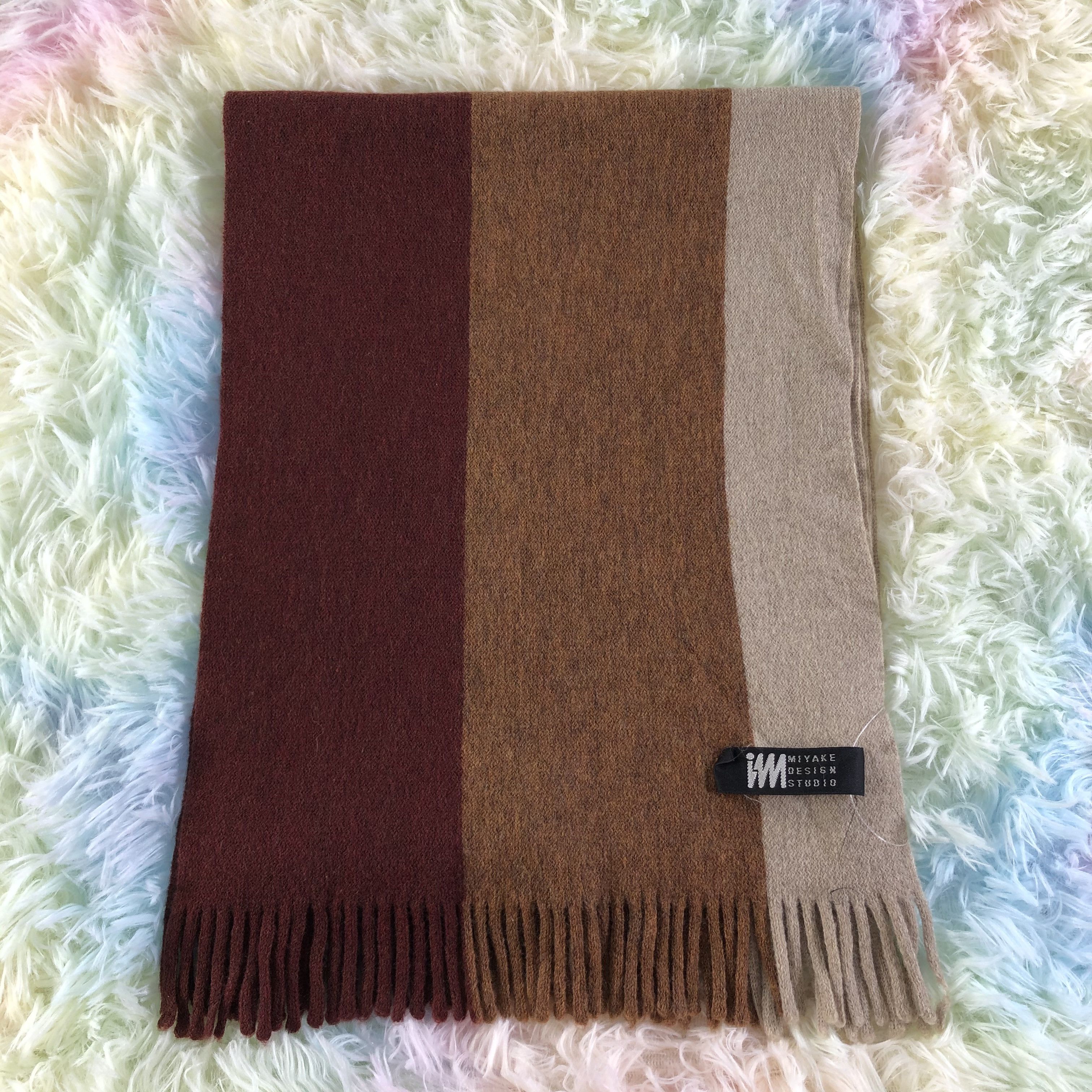 Issey Miyake Issey Miyake Scarf / Muffler / Neckwear - KM44 Size ONE SIZE - 2 Thumbnail