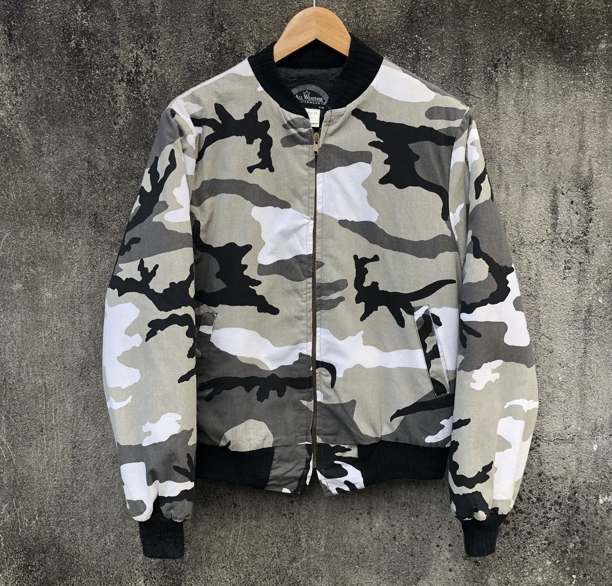 Vintage Vintage Camo Ma-1 Bomber Jacket Made In USA 🇺🇸 Size US S / EU 44-46 / 1 - 5 Thumbnail