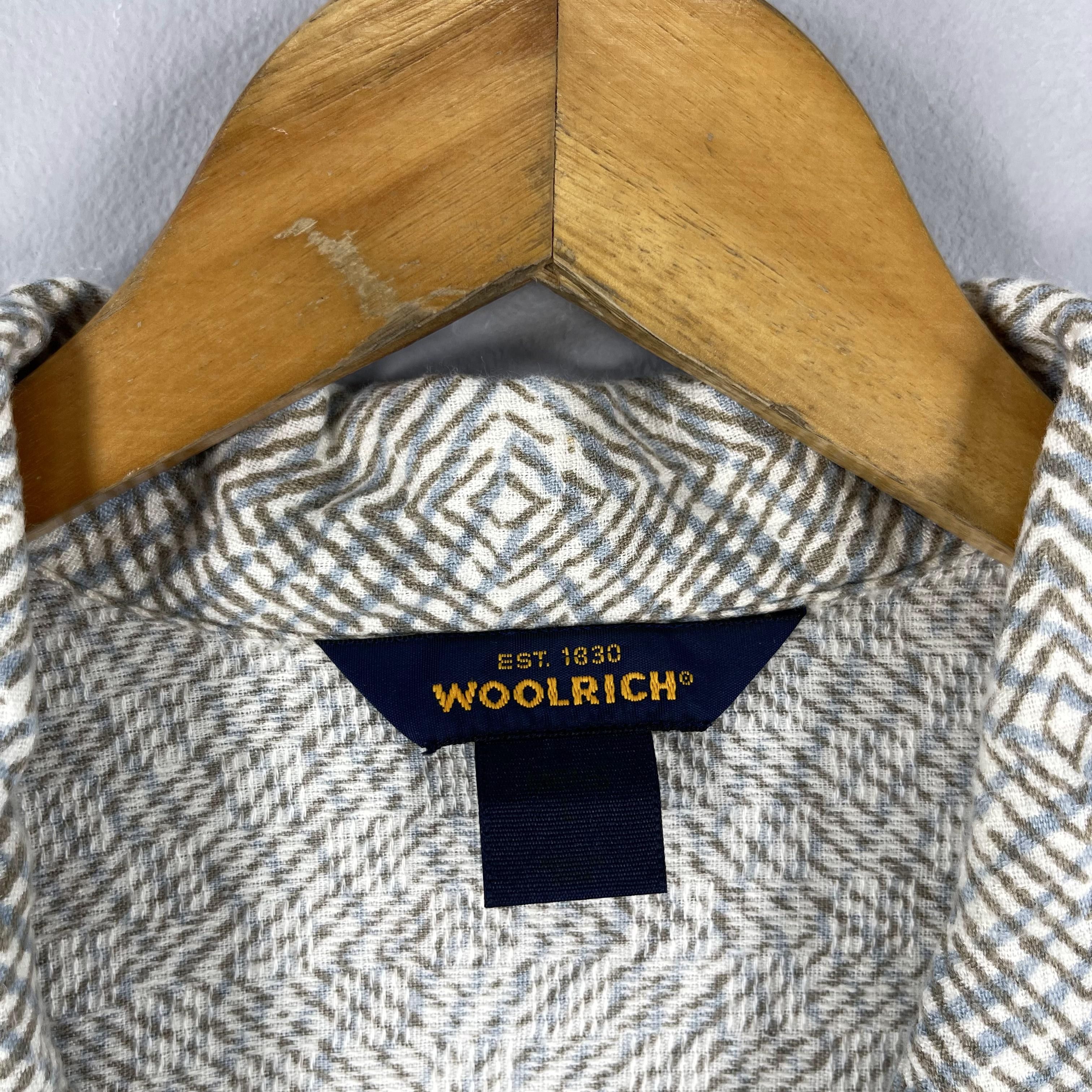 Vintage Vintage WOOLRICH Abstract Native Pattern Style Hawaii Shirt Size US L / EU 52-54 / 3 - 6 Thumbnail