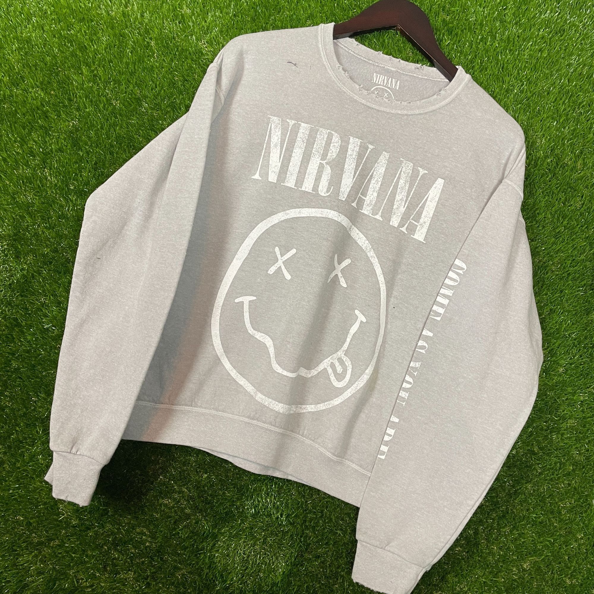 Nirvana Nirvana Rock Crewneck Sweater size Small Size US S / EU 44-46 / 1 - 4 Thumbnail