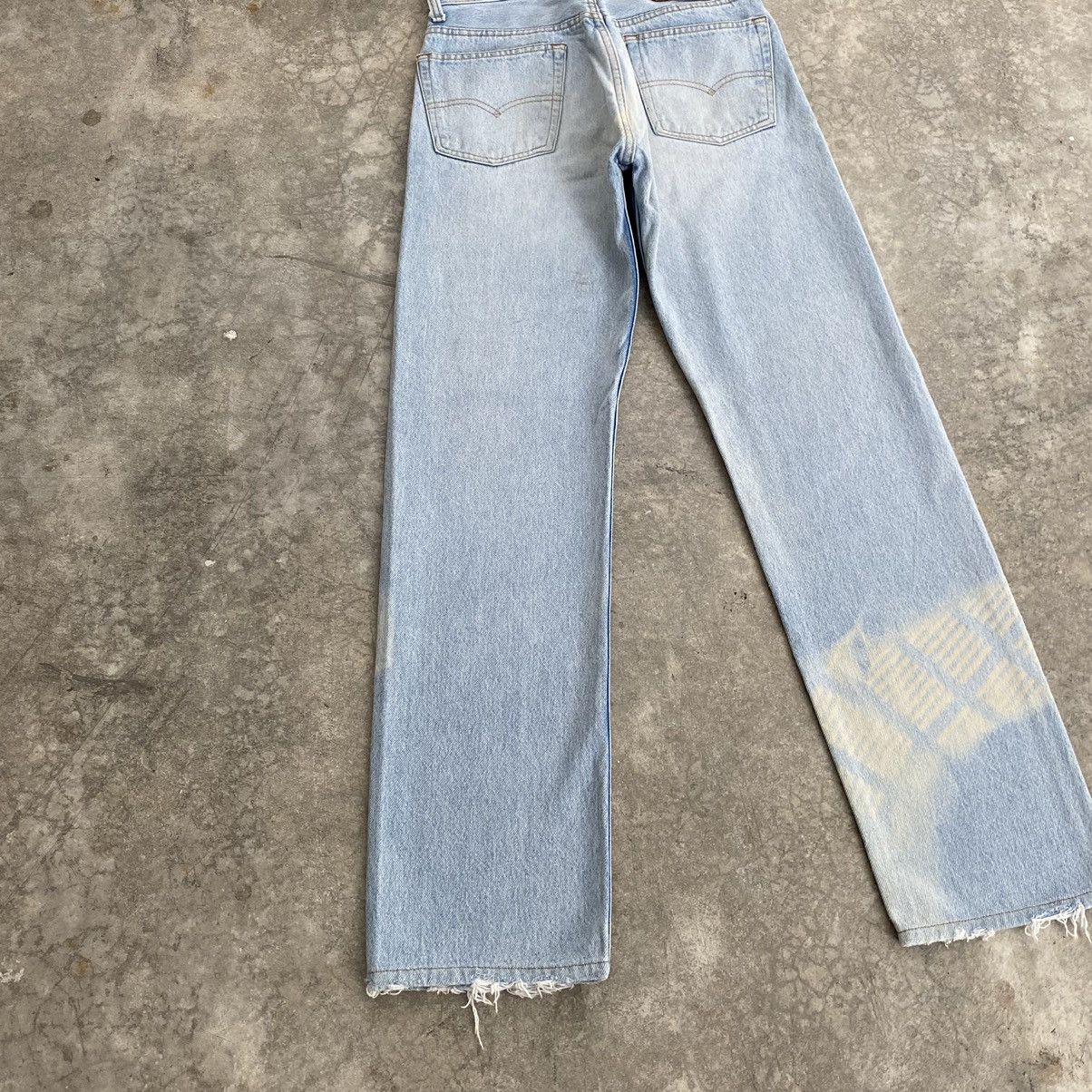 Levi's Size 27x29.5 Vintage 1990 Levis 501 Light Blue Denim Jeans Size US 27 - 16 Thumbnail