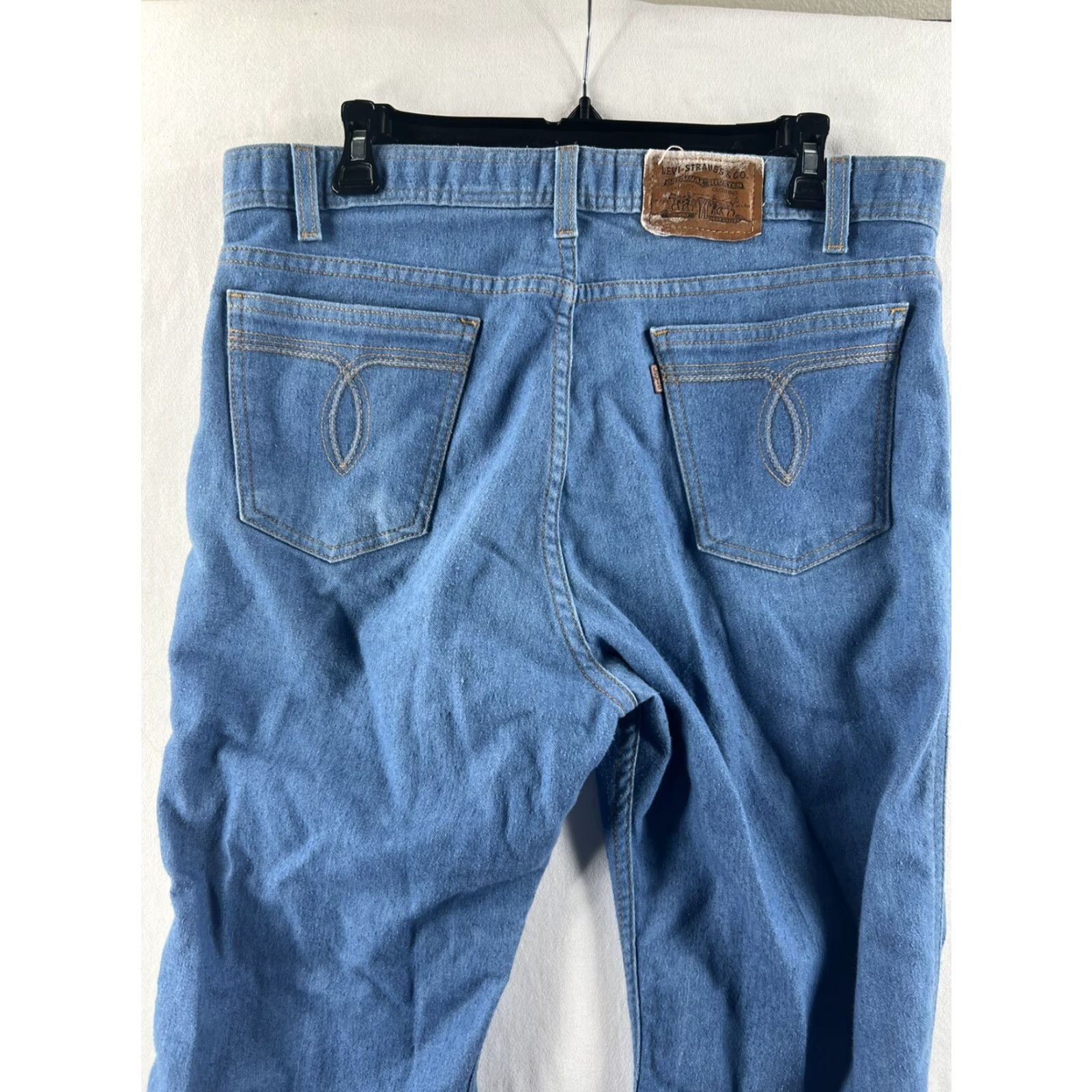 Levi's VINTAGE Levi's Denim Jeans Baggy Straight Leg 34x26 Medium Wash Blue USA Levi's 505 Mens Jeans Straight 34 Regular Blue Baggy Vintage Mens Jeans Size US 34 / EU 50 - 2 Thumbnail