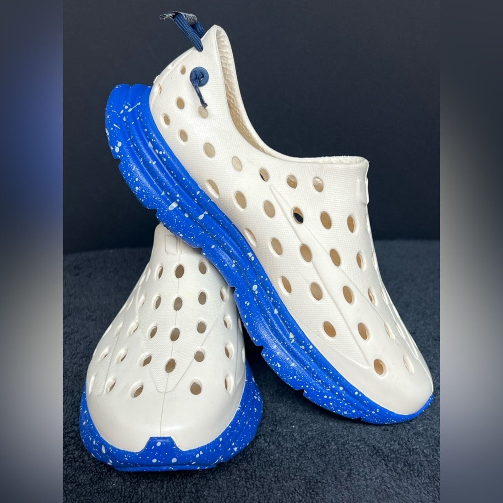 Kane & Unke Kane x Hilary Knight Revive Unisex NWOB White Blue SOLD OUT Size US 5 / IT 35 - 4 Thumbnail