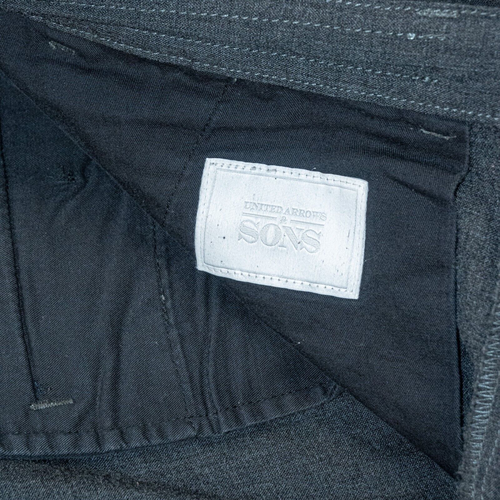 United Arrows United Arrows & Sons Japan Drawstring Trouser Pants in char Size US 34 / EU 50 - 2 Thumbnail
