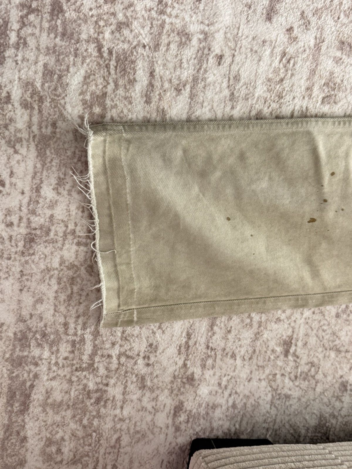 Troubled Waters Distressed Beige Denim Jeans with Frayed Hem Size US 31 - 4 Thumbnail