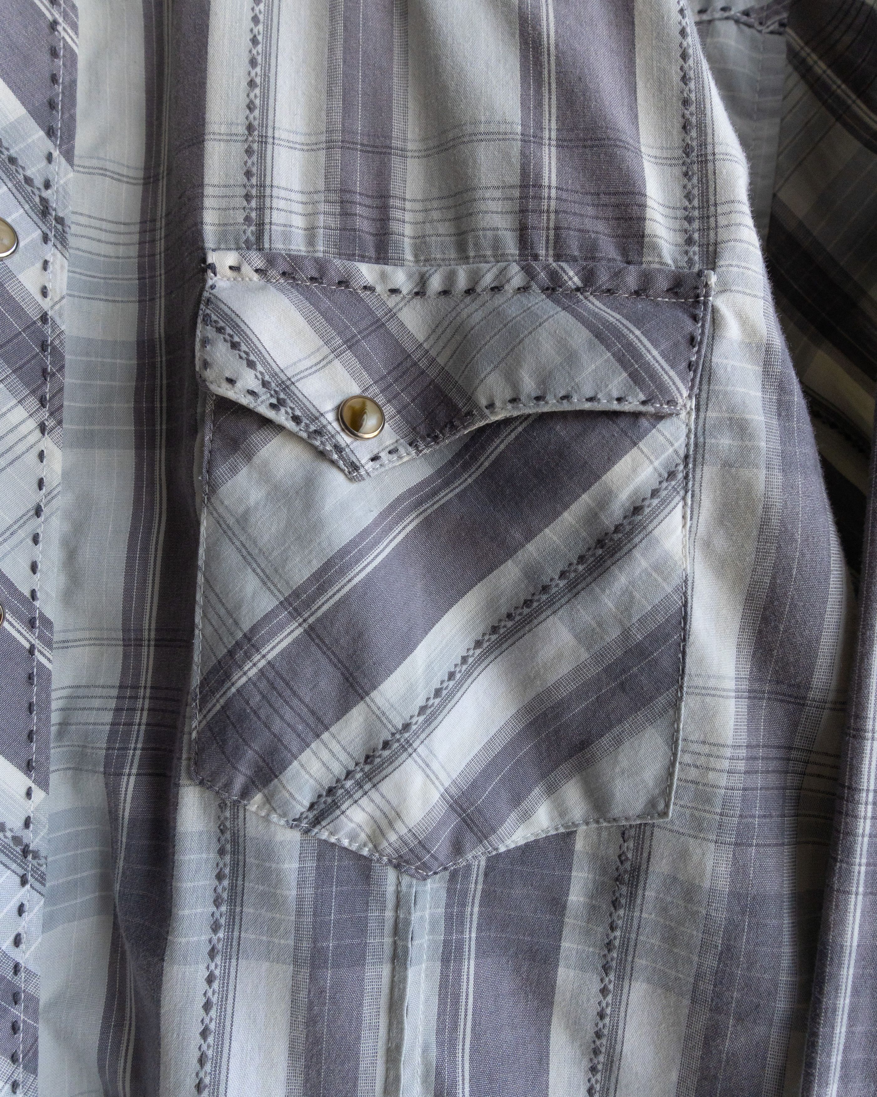 Wrangler Vintage 90s Wrangler Western Shirt Tonal Gray Plaid Men's XL Size US XL / EU 56 / 4 - 6 Thumbnail