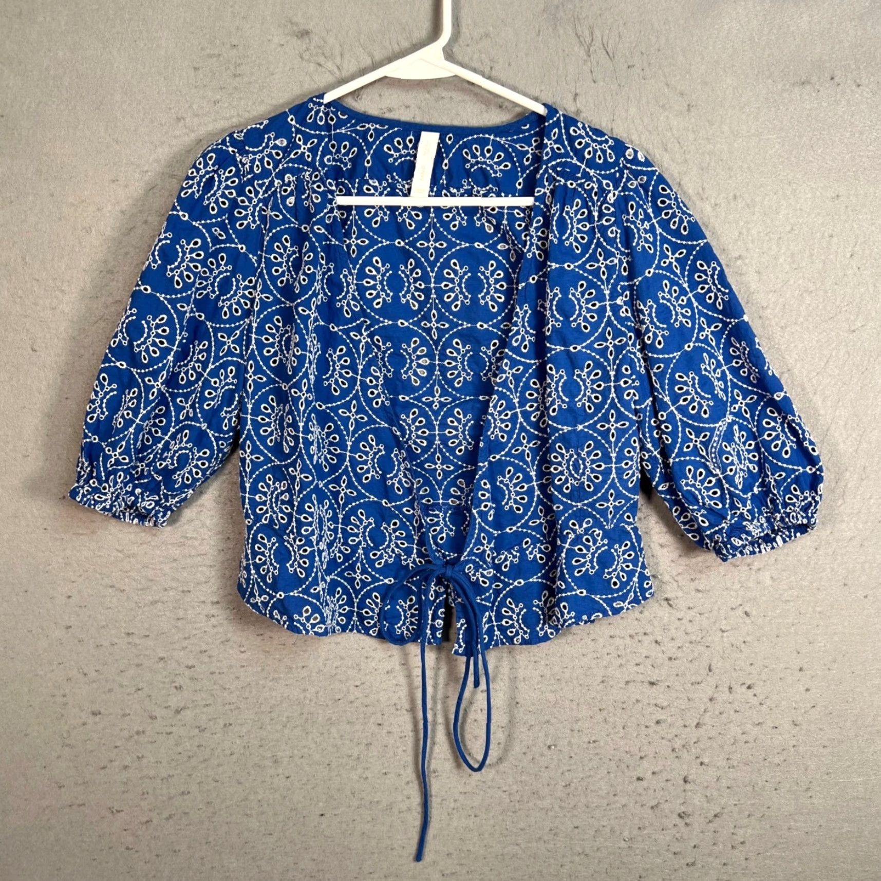 Mango Mango Blouse Shirt Womens 4 Blue Embroidered Floral Cotton Tie 3/4 Sleeve V-Neck Casual Size S / US 4 / IT 40 - 2 Thumbnail