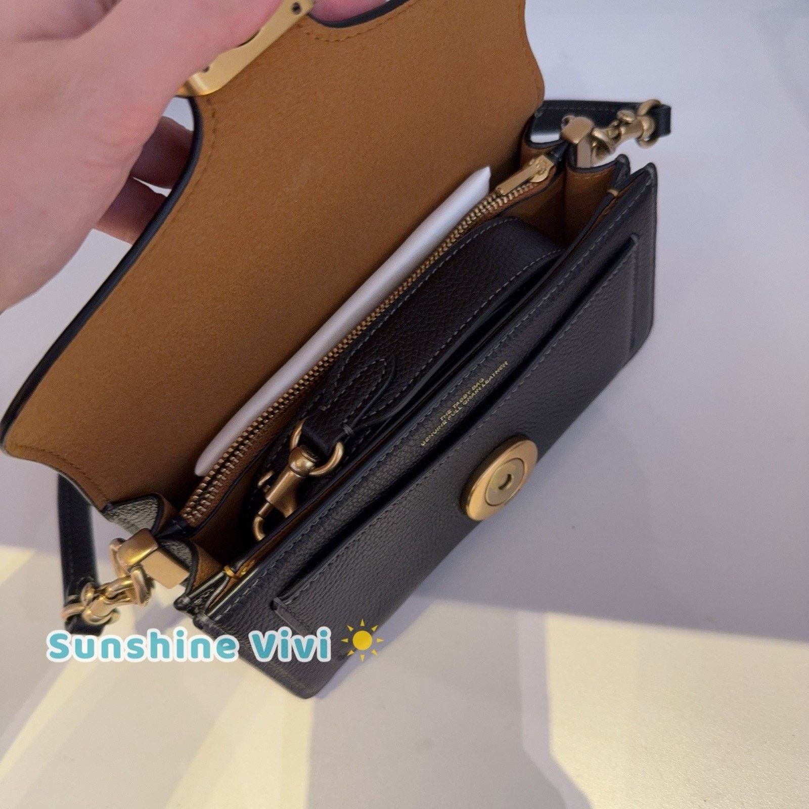 Coach NWT Coach CY201 Tabby Shoulder Bag 20 leather Brass/Black Size ONE SIZE - 4 Thumbnail
