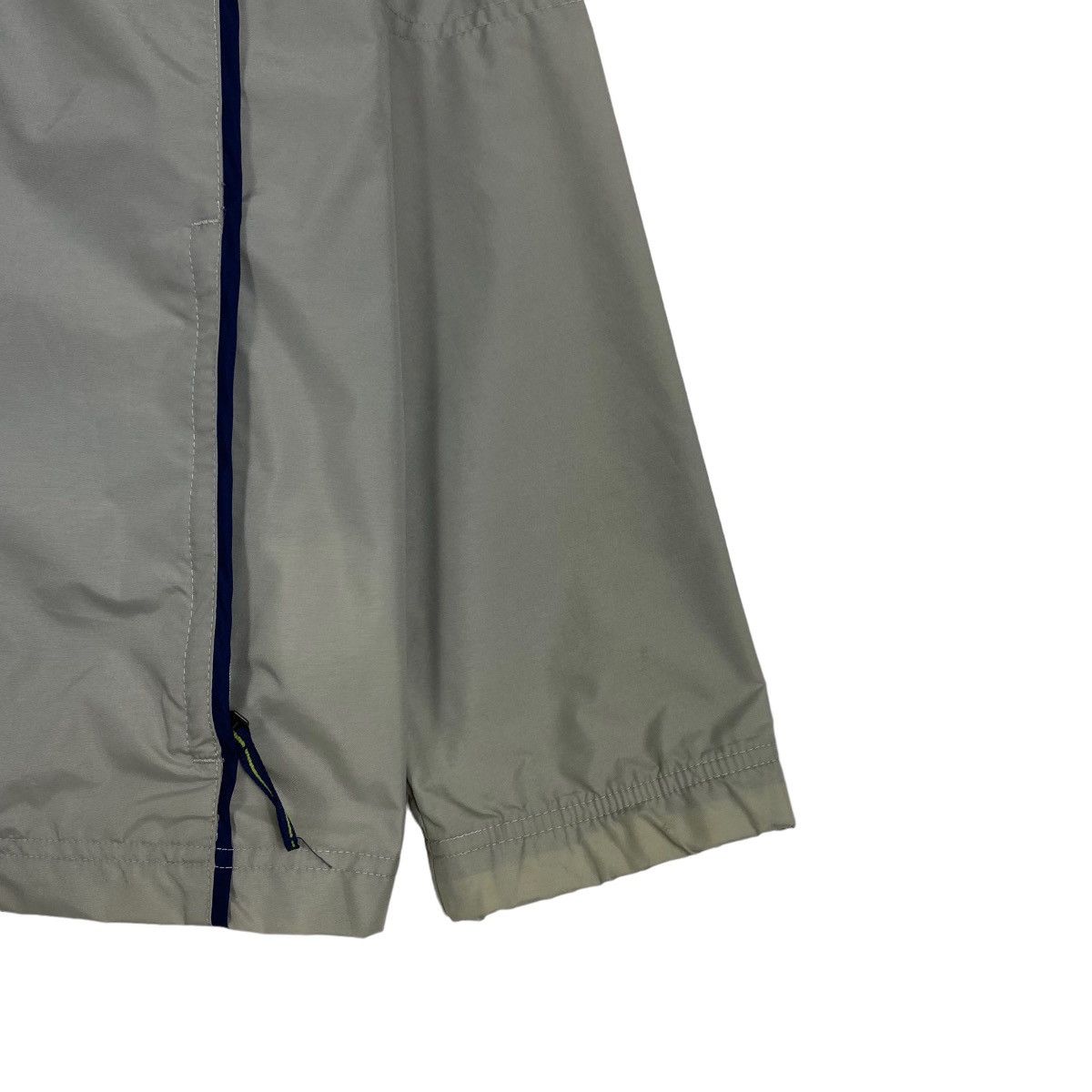 Nike VINTAGE NIKE ZIPPER LIGHT JACKET Size US M / EU 48-50 / 2 - 7 Thumbnail