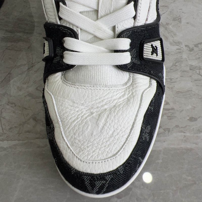 Louis Vuitton Louis Vuitton Trainer Panda Low Top Sneakers -2505 Size US 6 / IT 36 - 8 Thumbnail