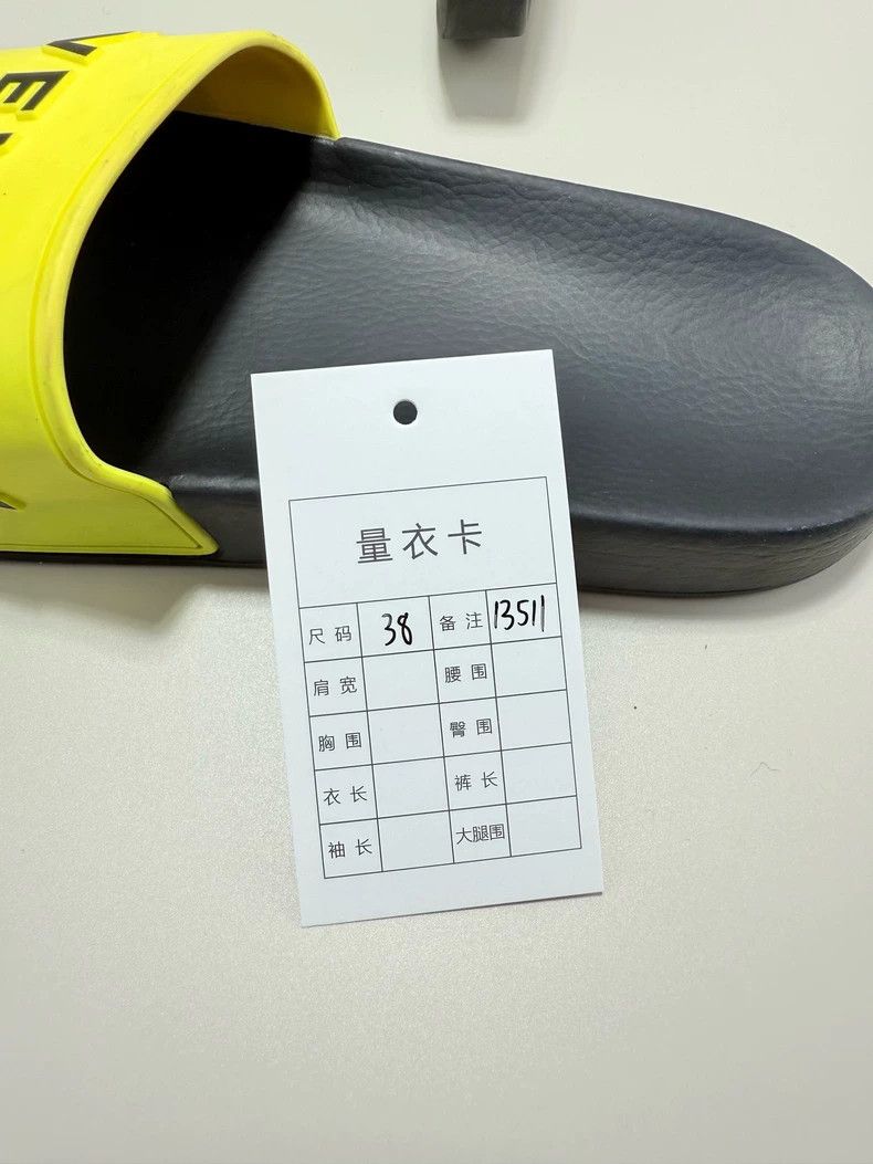 Other Givenchy Letter Logo Slippers Size US 5.5 / EU 38 - 8 Thumbnail