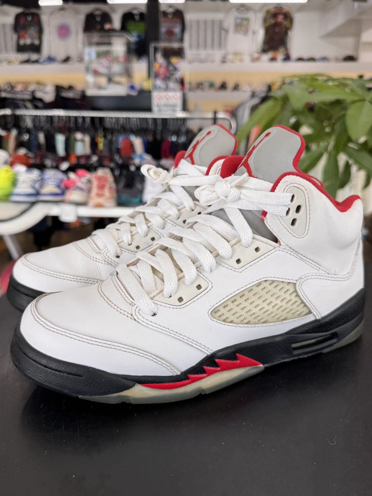 Air Jordan 5 Fire Red Size 7Y (2013)