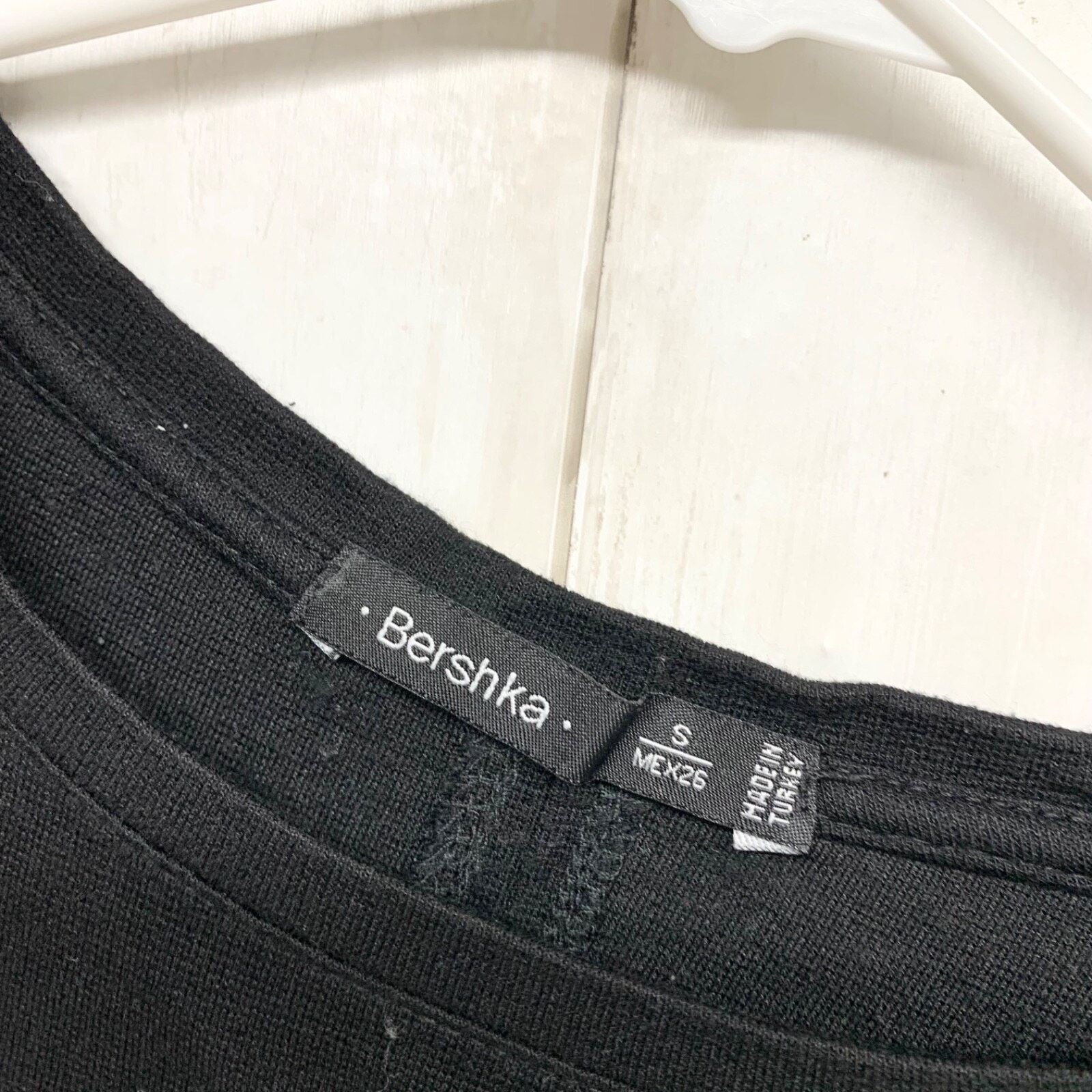 Bershka Bershka Dress Size Small Crewneck Long Sleeve Midi Black Size S / US 4 / IT 40 - 3 Thumbnail