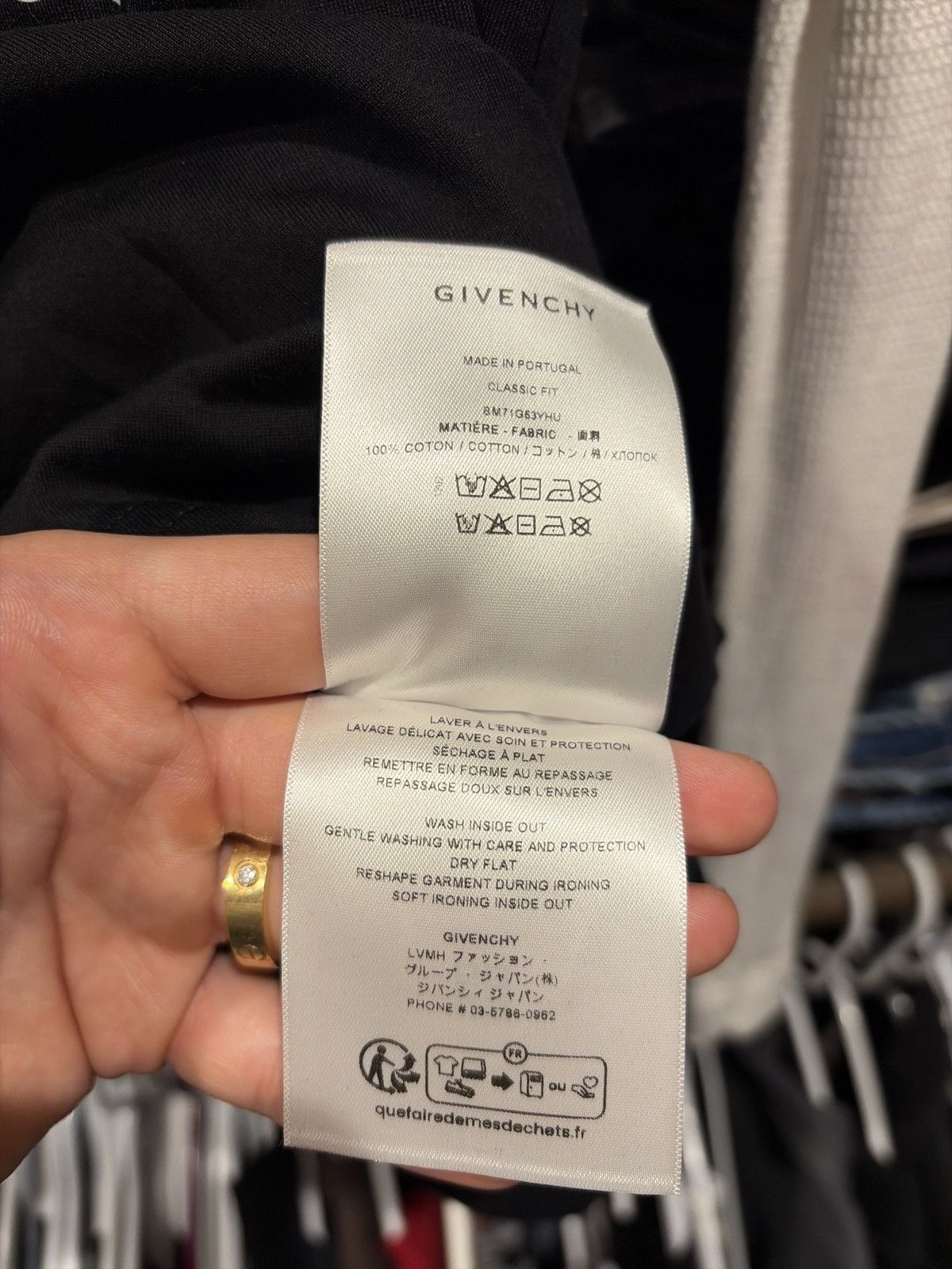 Givenchy Givenchy Long Sleeve Size US M / EU 48-50 / 2 - 4 Thumbnail