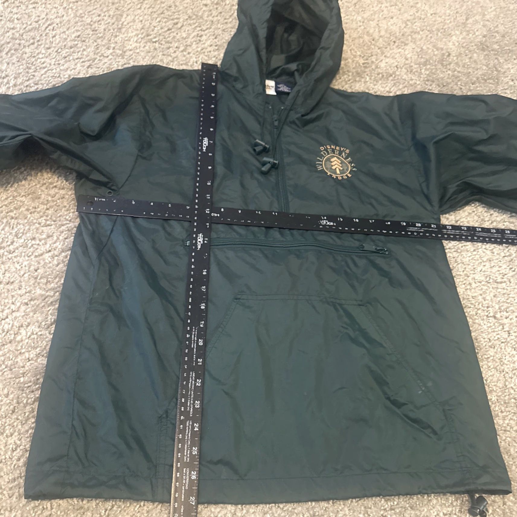 Disney VINTAGE Disney Wilderness Lodge Green Windbreaker Anorak Pullover Adult Small Size US S / EU 44-46 / 1 - 4 Thumbnail