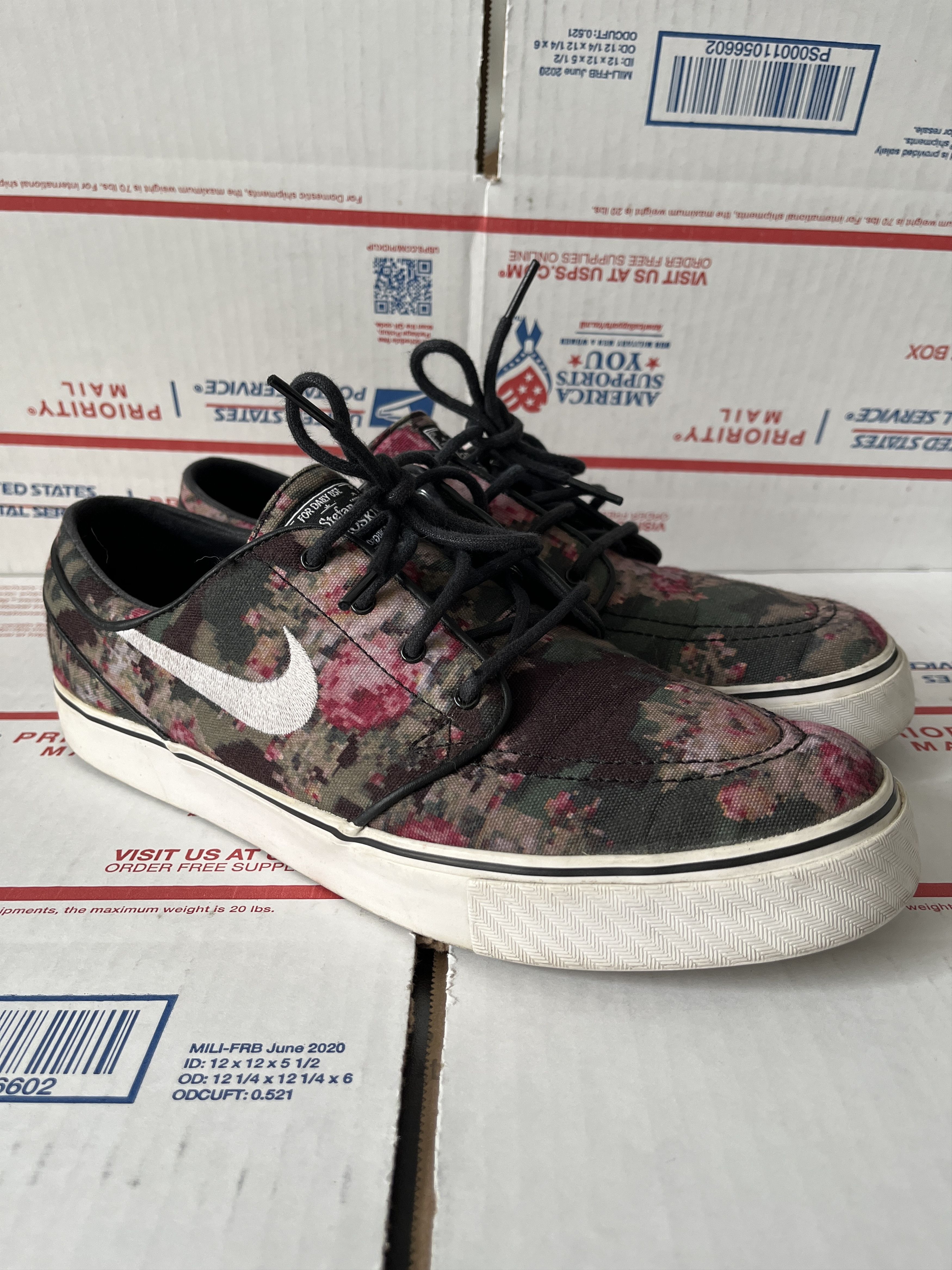 janoski floral camo