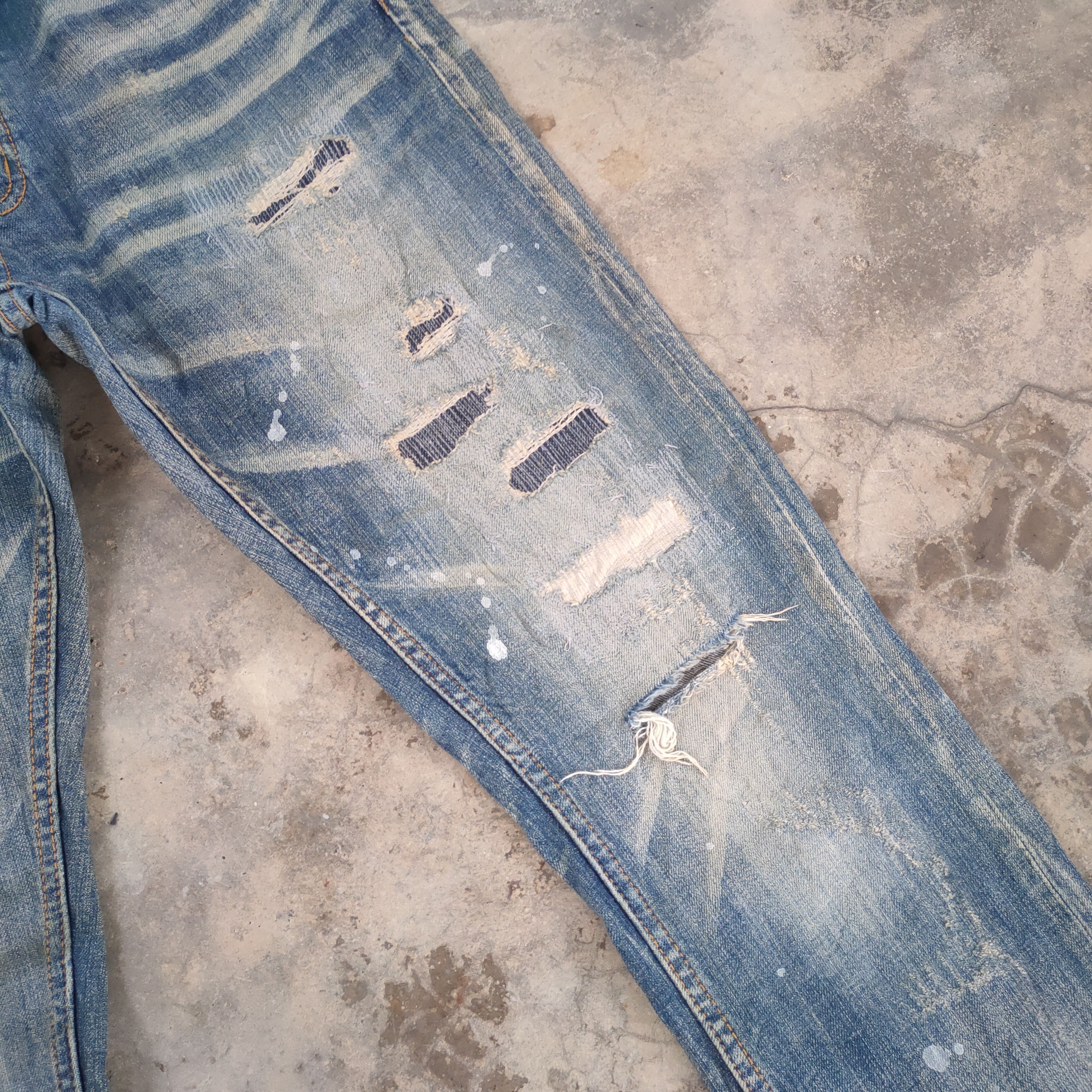 Japanese Brand W30 VINTAGE BIT BLUE SKINNY RIPPED JEANS DENIM PANTS Size US 30 / EU 46 - 7 Thumbnail