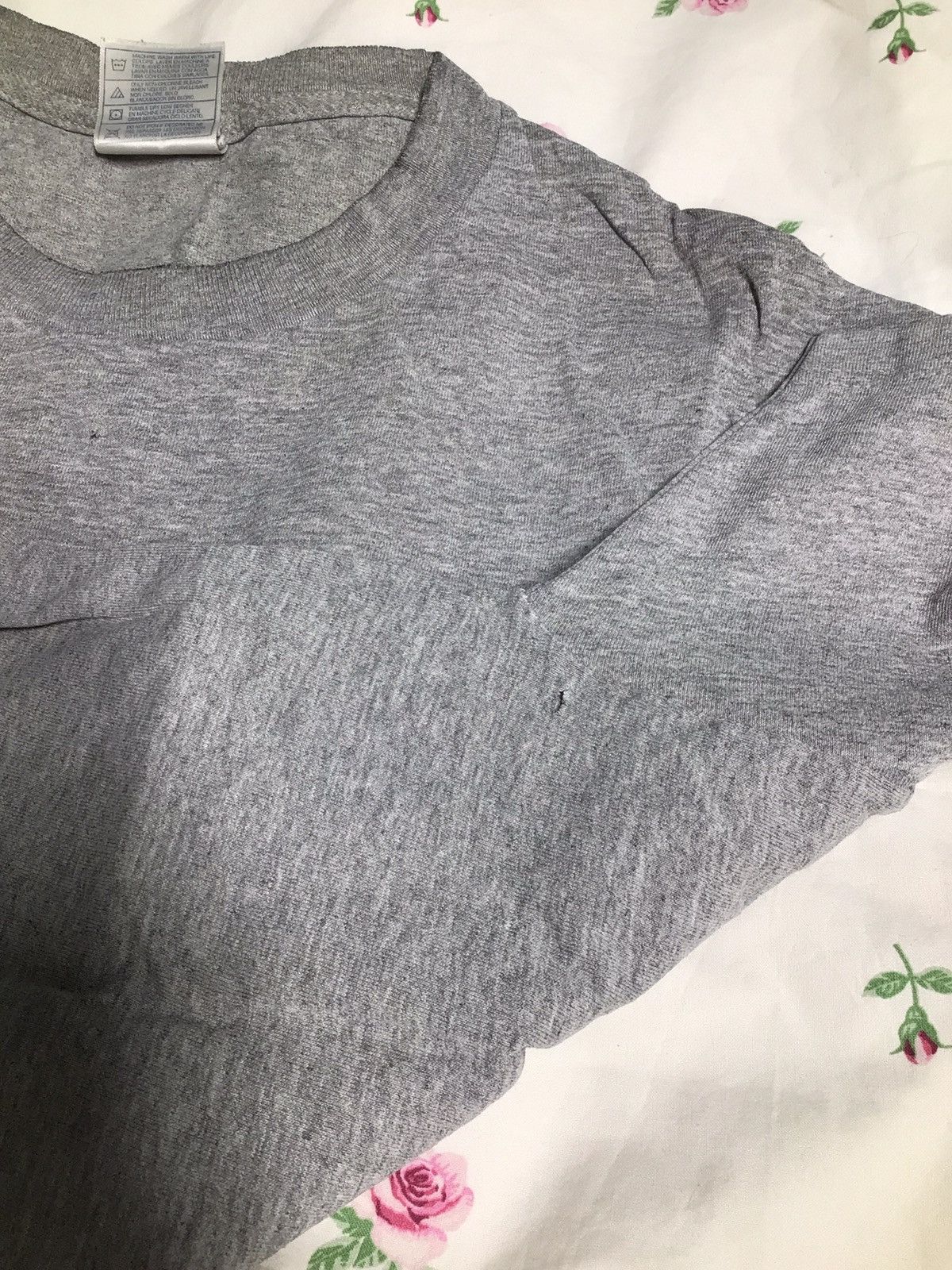 Other Sims snowboard t-shirt size L Size US L / EU 52-54 / 3 - 6 Thumbnail