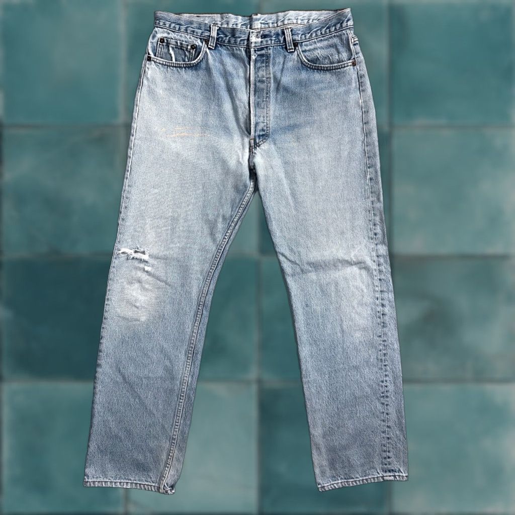Levi's VINTAGE Levi's 501 Jeans 38x34 Light Blue 90s Straight Mens 501 Series Denim Cotton Button Closure Jeans Size US 38 / EU 54 - 1 Thumbnail