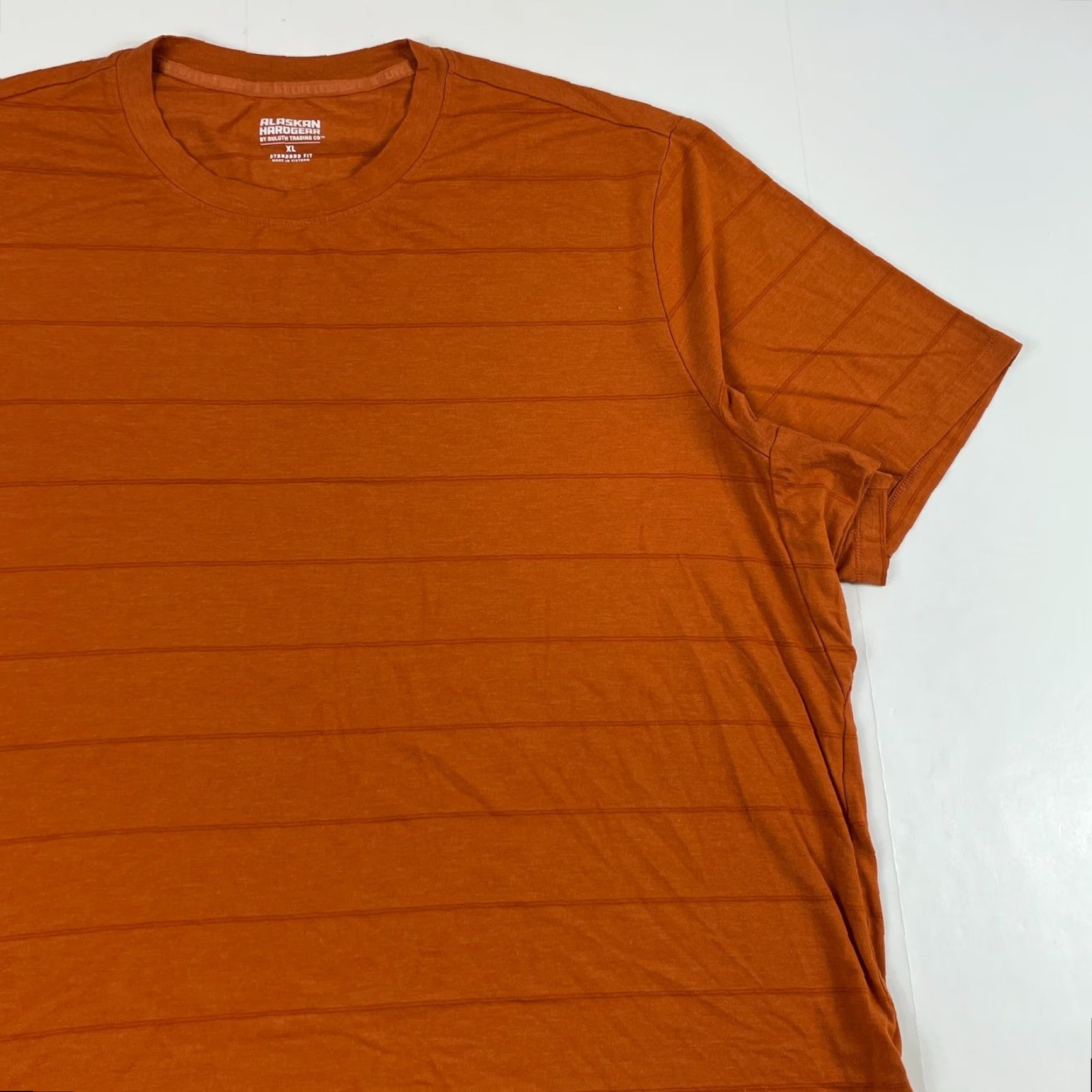 Vintage Duluth Shirt Mens XL Orange Alaskan Hardgear Bamboo Blend T-Shirt Short Sleeve Crew Neck Breathable Logo Size US XL / EU 56 / 4 - 3 Thumbnail