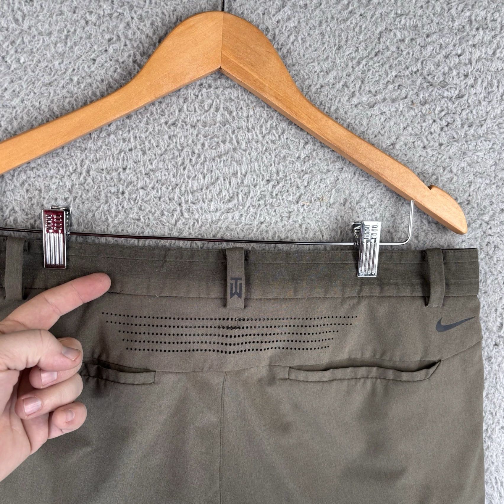 Nike Nike Tiger Woods Collection Pants Mens 34x32 Olive Golf Performance Vented READ Size US 34 / EU 50 - 6 Thumbnail