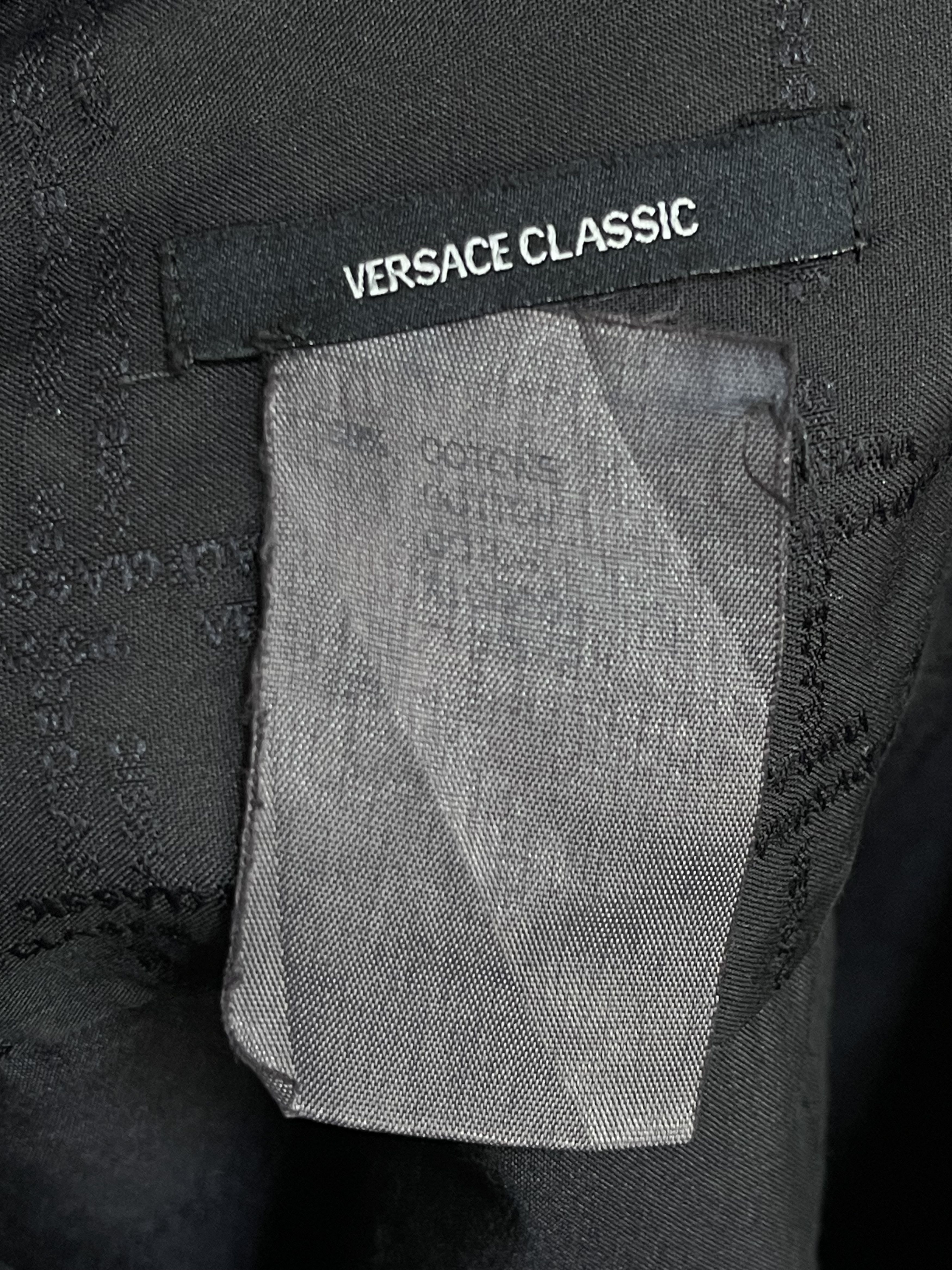Versace 🔥 monogrammed shirt vintage versace black size L Size US L / EU 52-54 / 3 - 9 Thumbnail