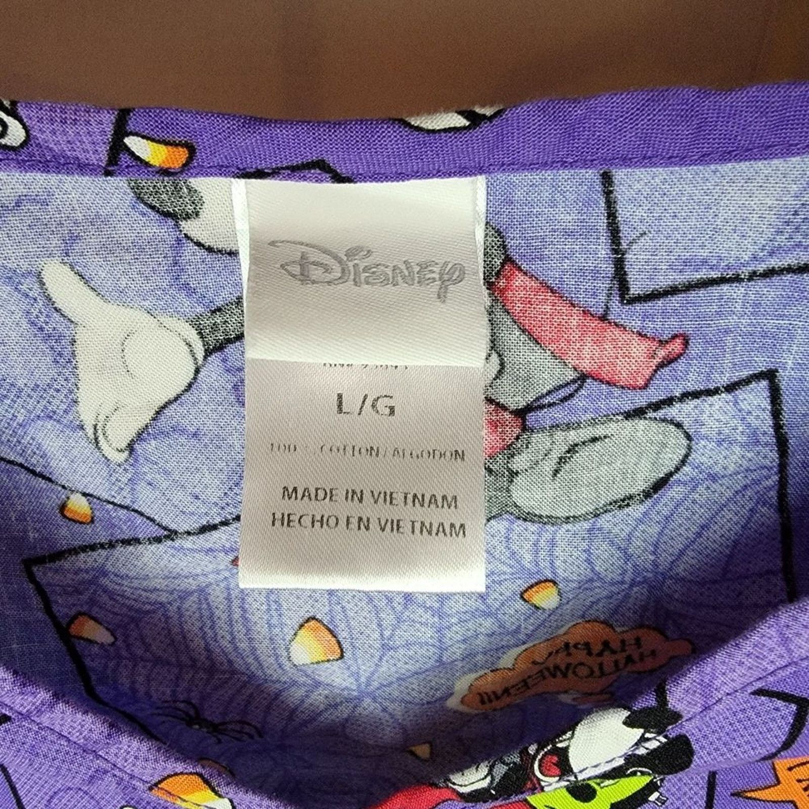 Disney Disney Mickey Trick Or Treat Purple Scrub Top - Size Large Size L / US 10 / IT 46 - 3 Thumbnail