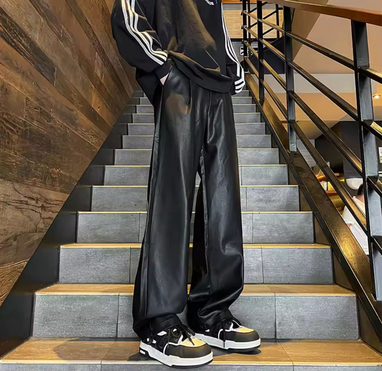 Leather Simple PU Leather pants Size US 28 / EU 44 - 1 Thumbnail