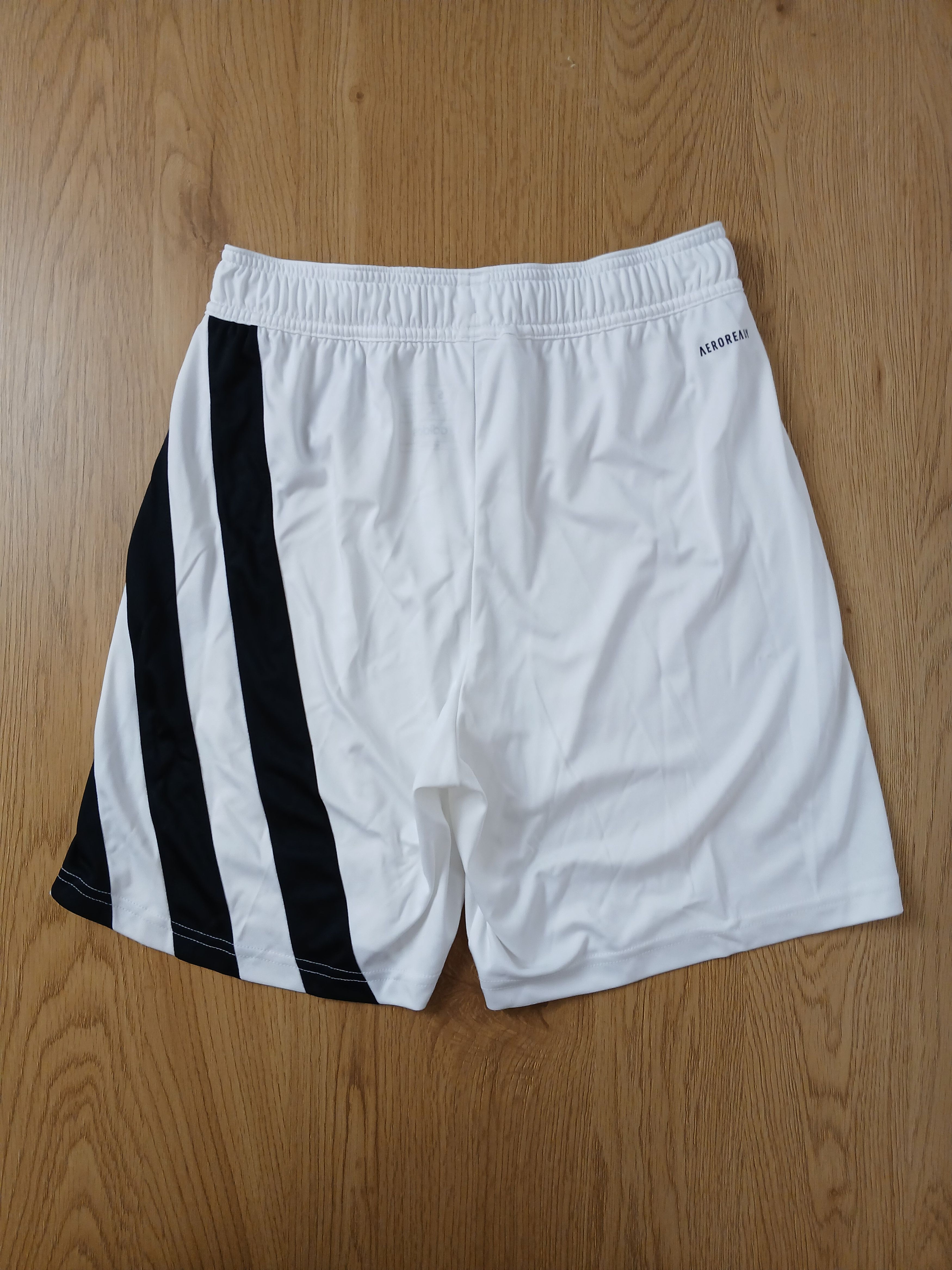 Adidas Adidas Shorts size S Size US 29 - 2 Thumbnail