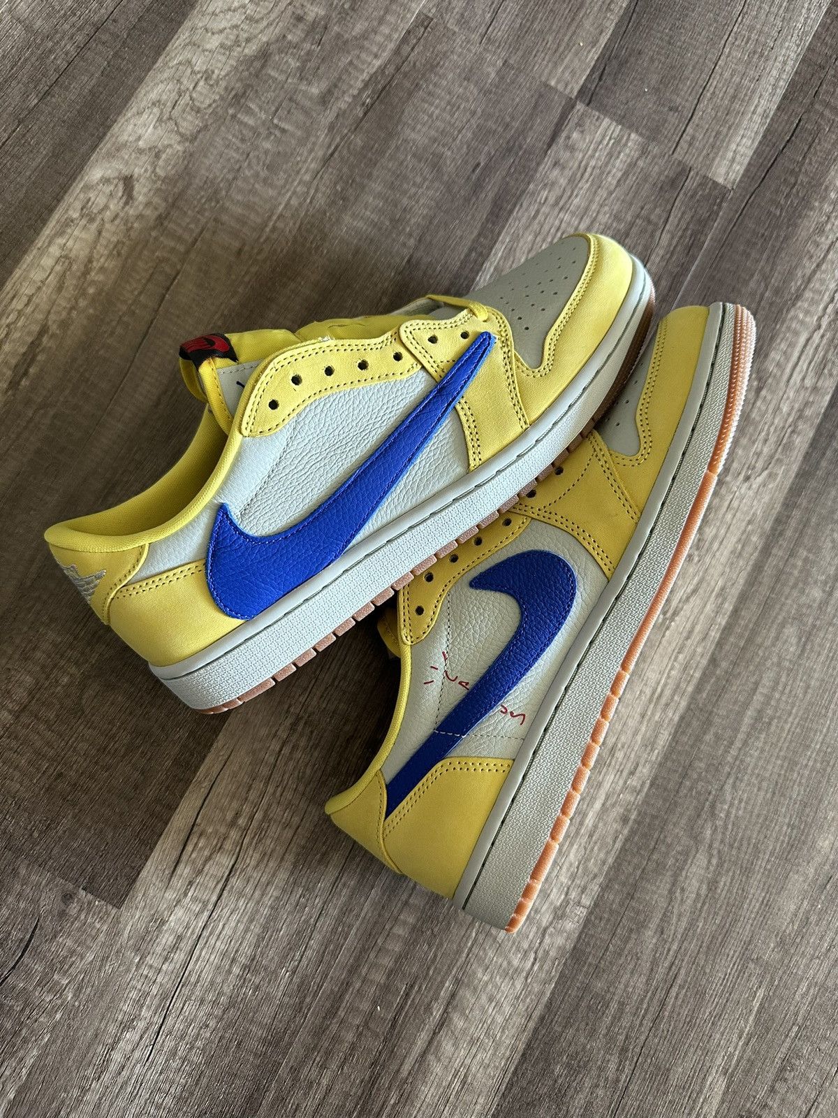 Travis Scott Jordan 1 Low “Canary Yellow”