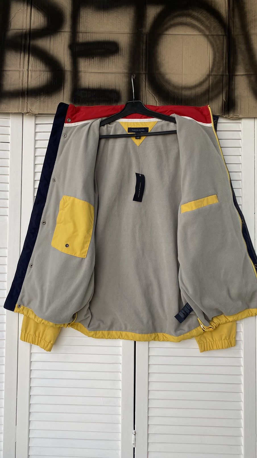 Tommy Hilfiger × Vintage Vintage Tommy Hilfiger Outdoor Waterproof Fleece Jacket Size US S / EU 44-46 / 1 - 3 Thumbnail