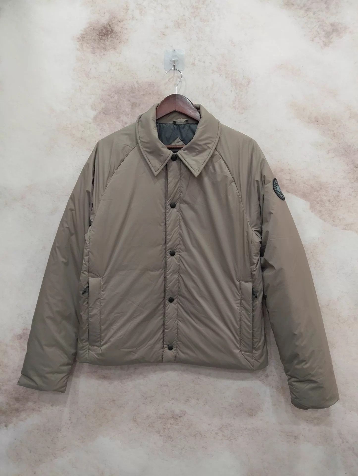 Canada Goose Canada Goose Black Label Lodge Collared Down S 95New Size US S / EU 44-46 / 1 - 1 Thumbnail