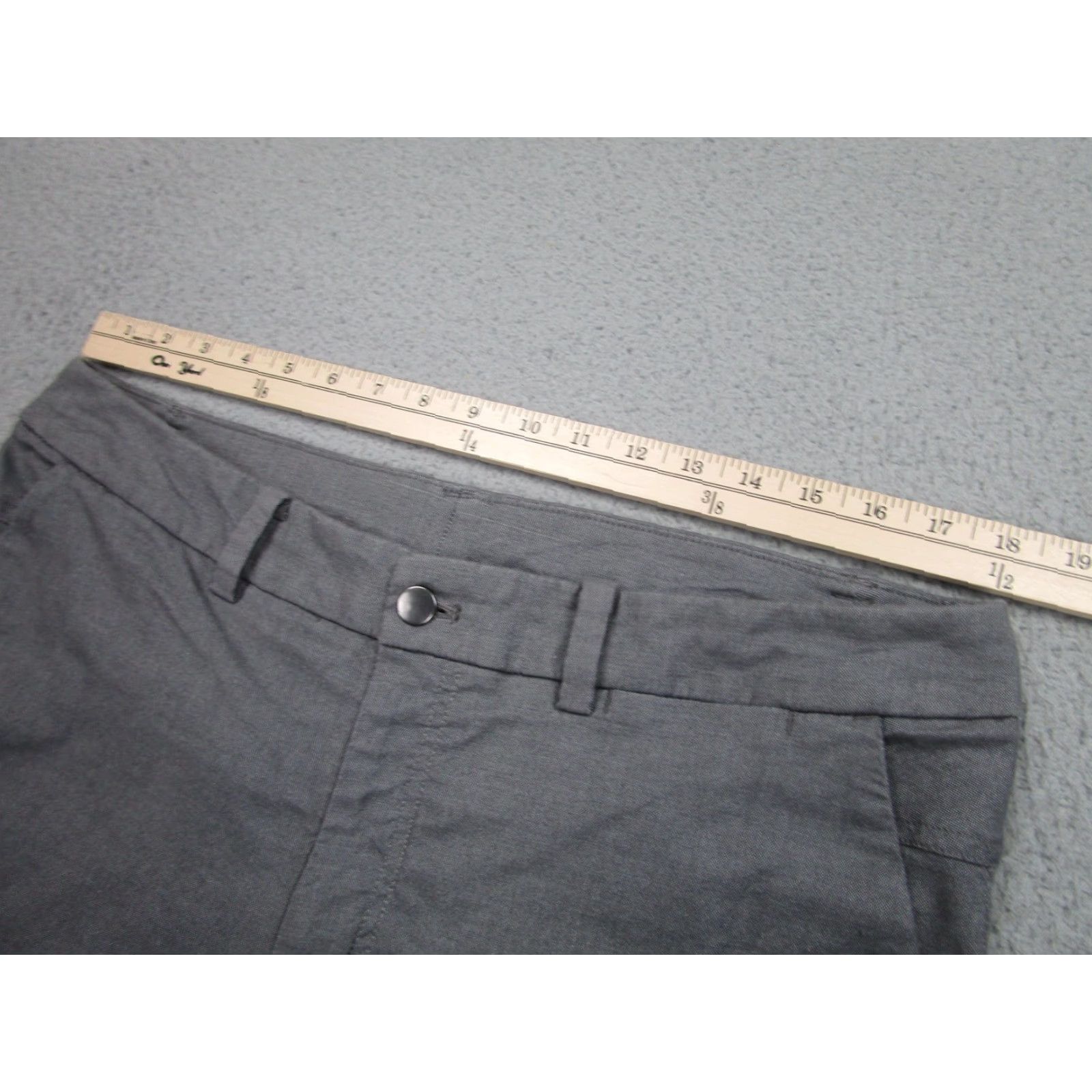 Lululemon Lululemon Shorts Mens 36 Gray Chino Stretch Casual Zip Pocket Golf Walking Size US 36 / EU 52 - 3 Thumbnail