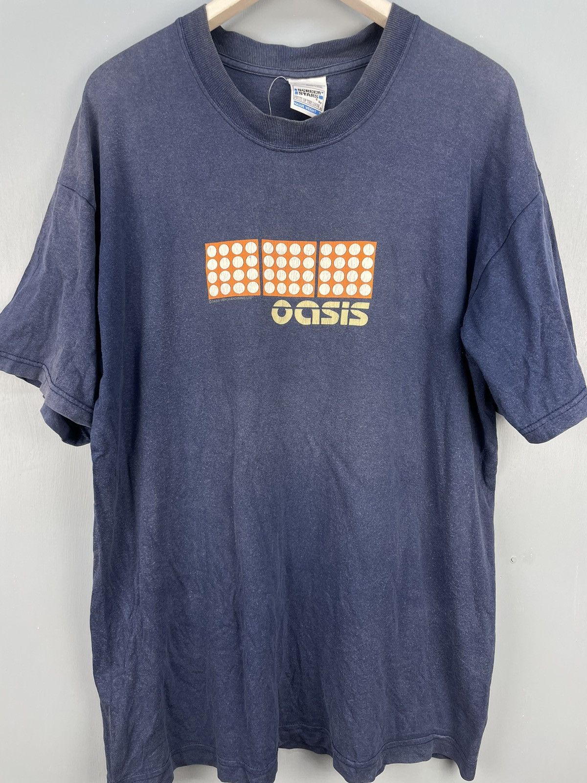 Band Tees Vintage 90s Oasis band Brit pop faded t shirt Size US L / EU 52-54 / 3 - 3 Thumbnail