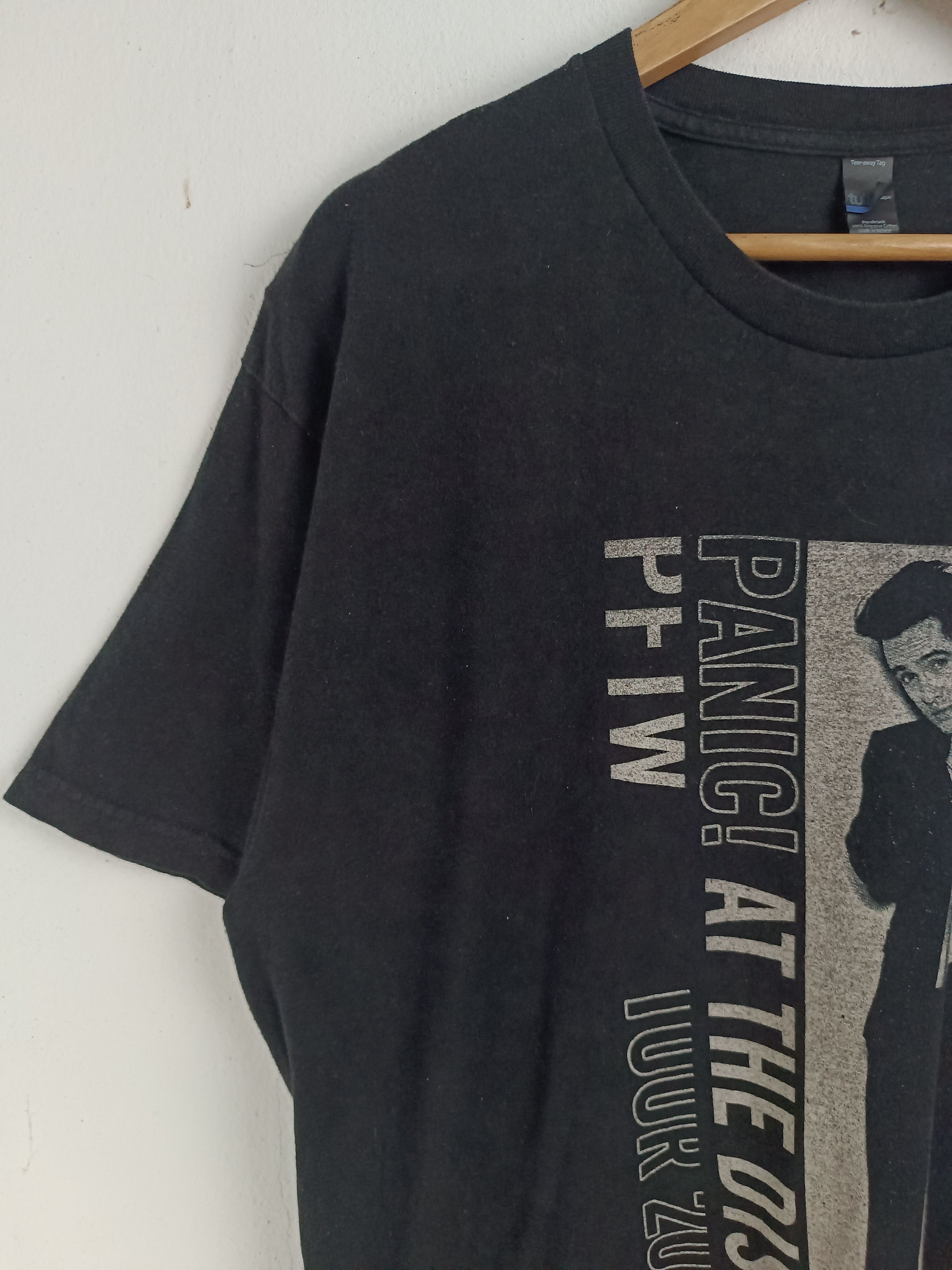 Band Tees VINTAGE '18 PANIC AT THE DISCO TOUR TEE mcr paramore fob Size US XL / EU 56 / 4 - 5 Thumbnail