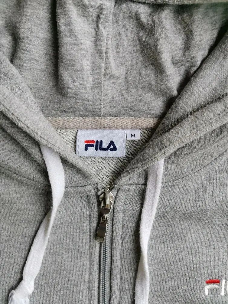 Fila Rare!!! Fila Embroidered Logo Hoodie Sweaters Size US M / EU 48-50 / 2 - 3 Thumbnail