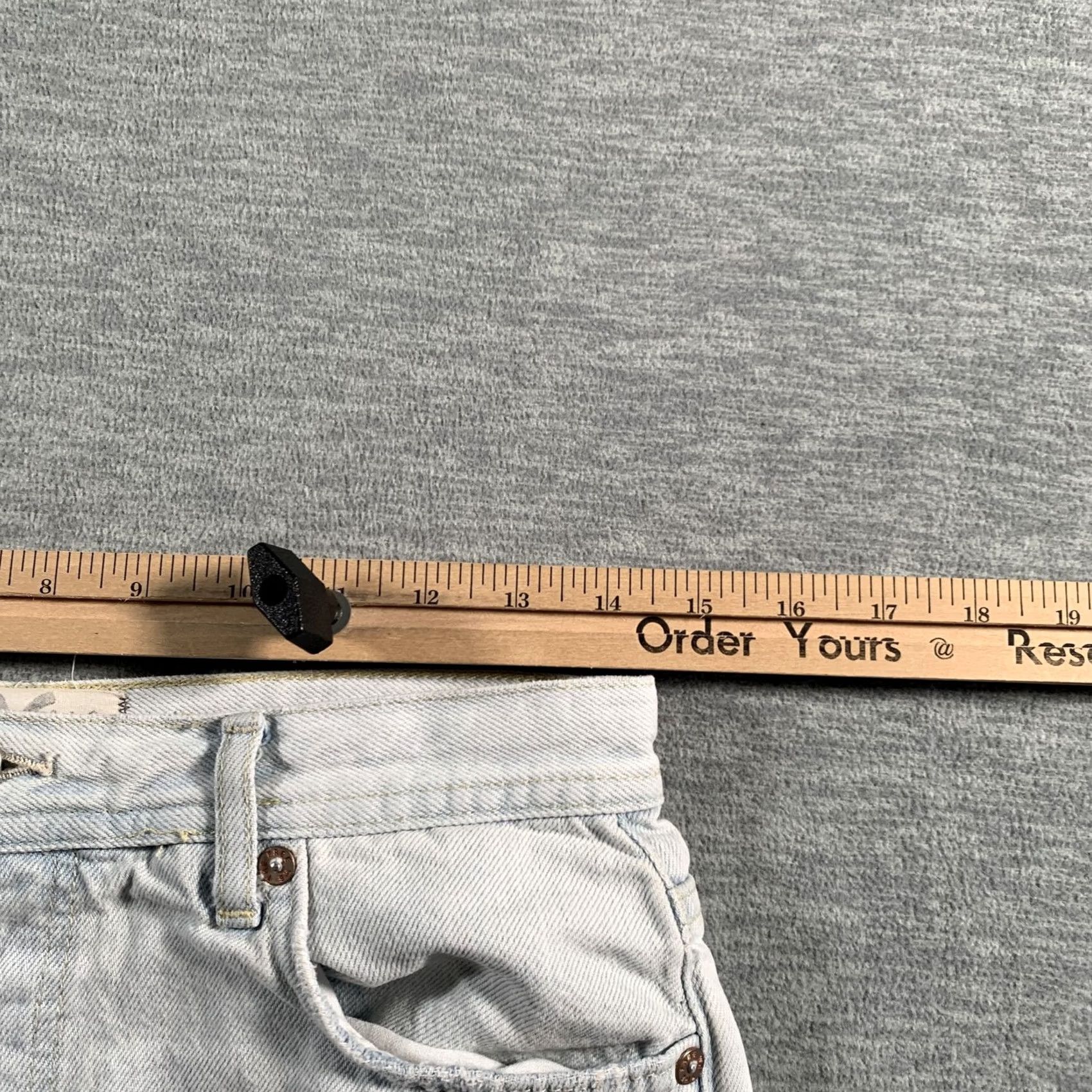 Vintage We The Free Jeans Womens 26 Light Distressed Ripped Straight Leg Denim 100% Cotton Fridge? Size 26" / US 2 / IT 38 - 7 Thumbnail