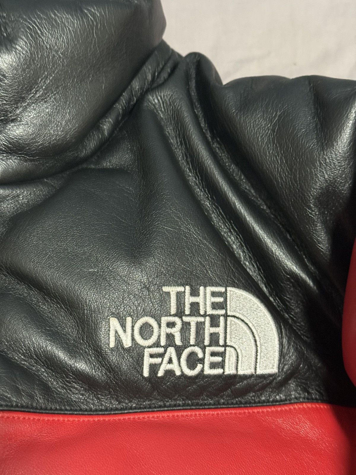 The North Face Supreme tnf the north face leather nuptse jacket red Size US M / EU 48-50 / 2 - 3 Thumbnail
