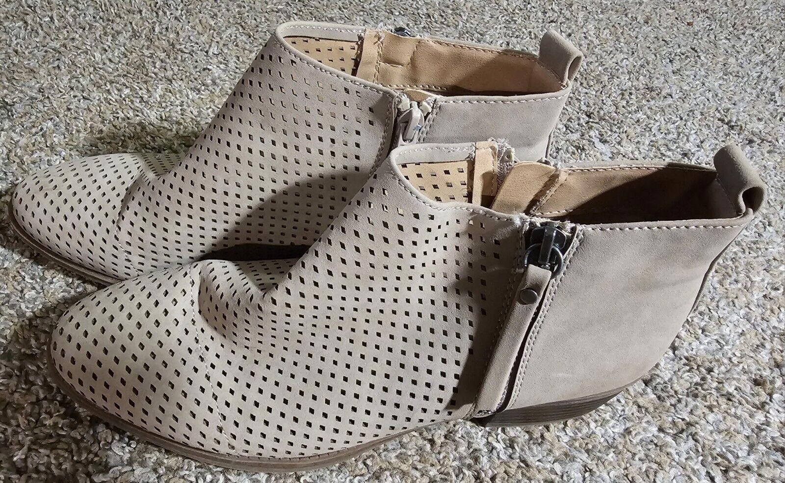 Designer Time & Tru memory foam Sz 9 Vented zip chukka CUTE Size US 9 / IT 39 - 1 Thumbnail