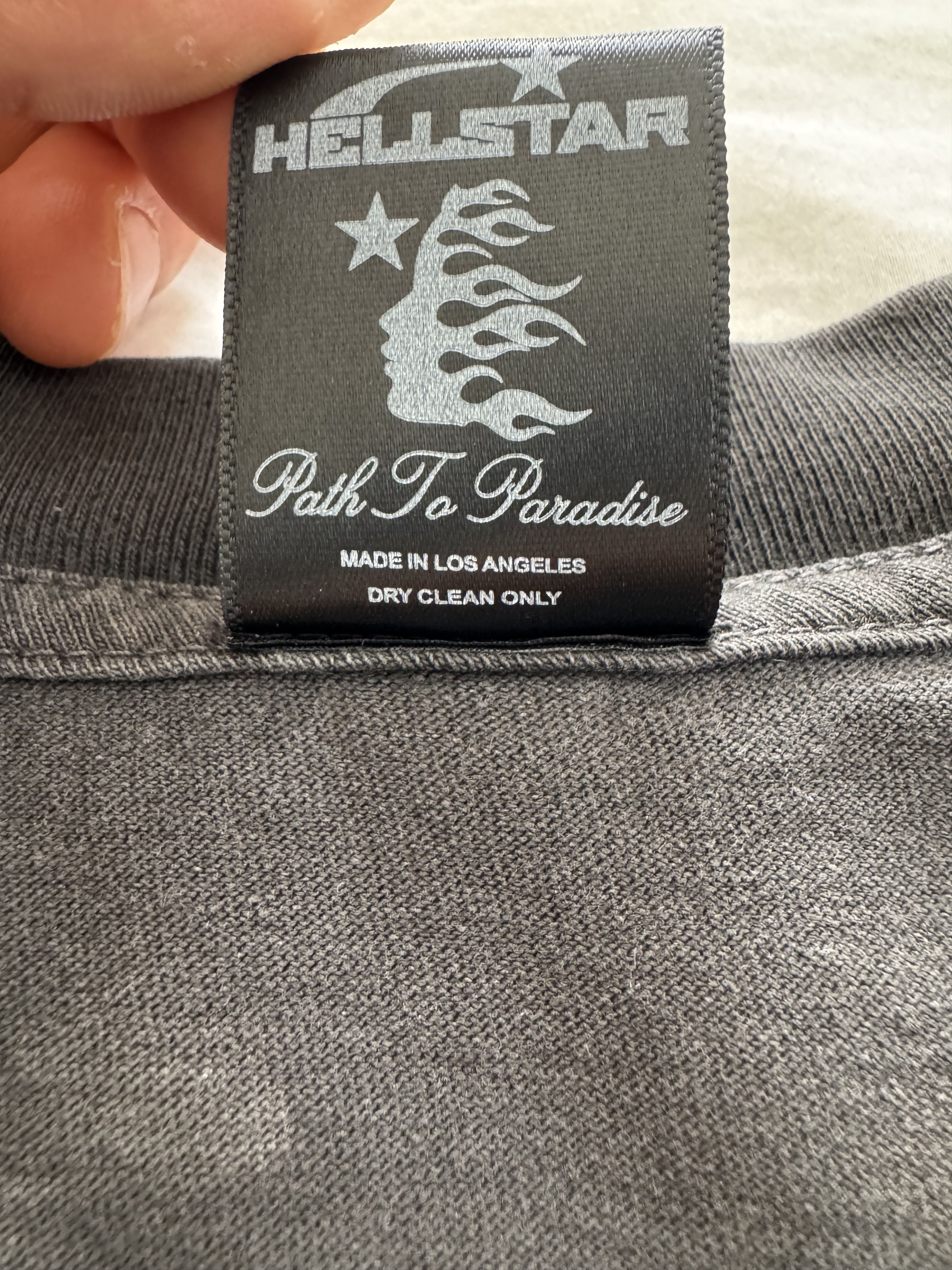 HELLSTAR Path to paradise tee Size US M / EU 48-50 / 2 - 4 Thumbnail