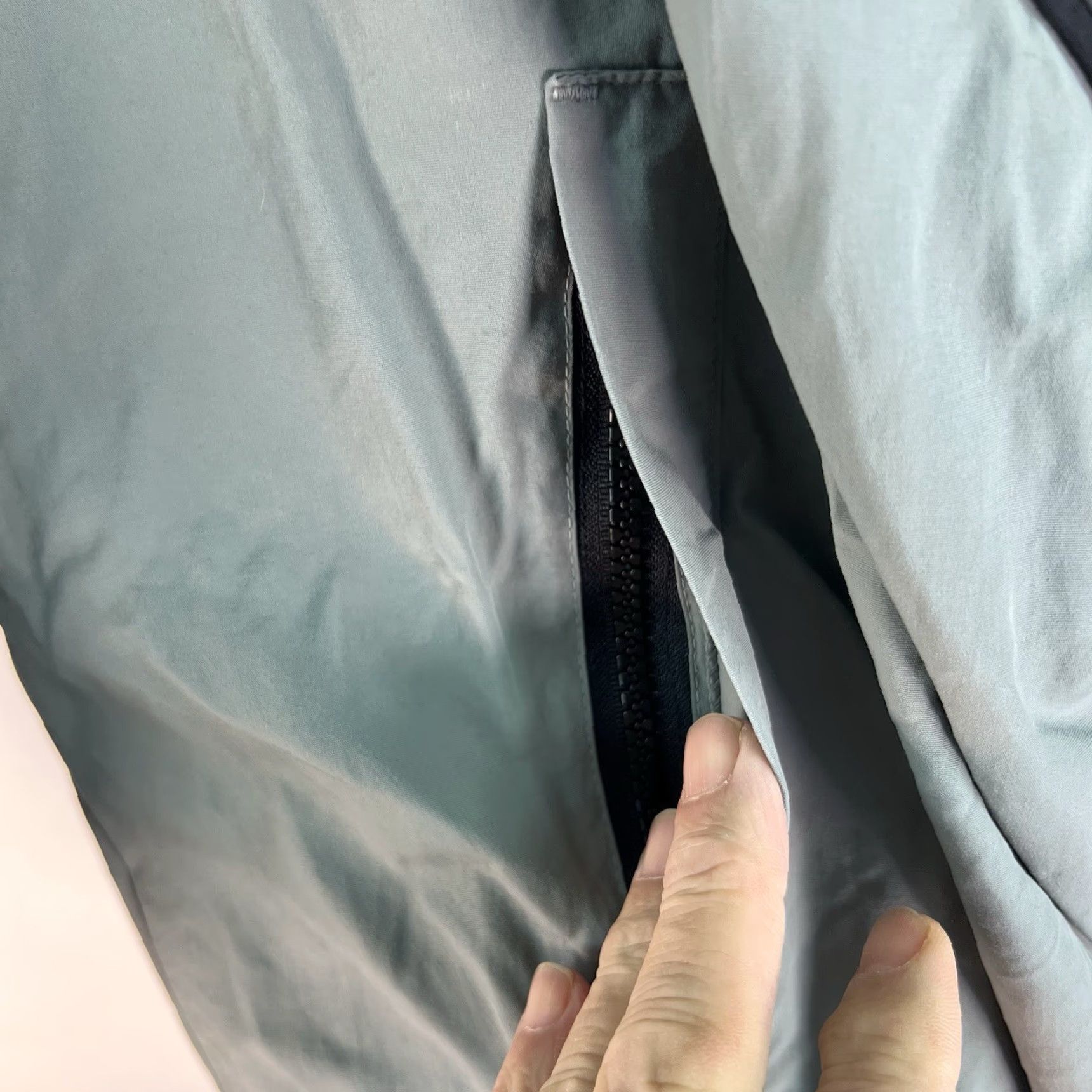 Rains US Army JPFU Full Zip Wind Rain Workout Jacket Men’s Size L Gray Size US L / EU 52-54 / 3 - 5 Thumbnail